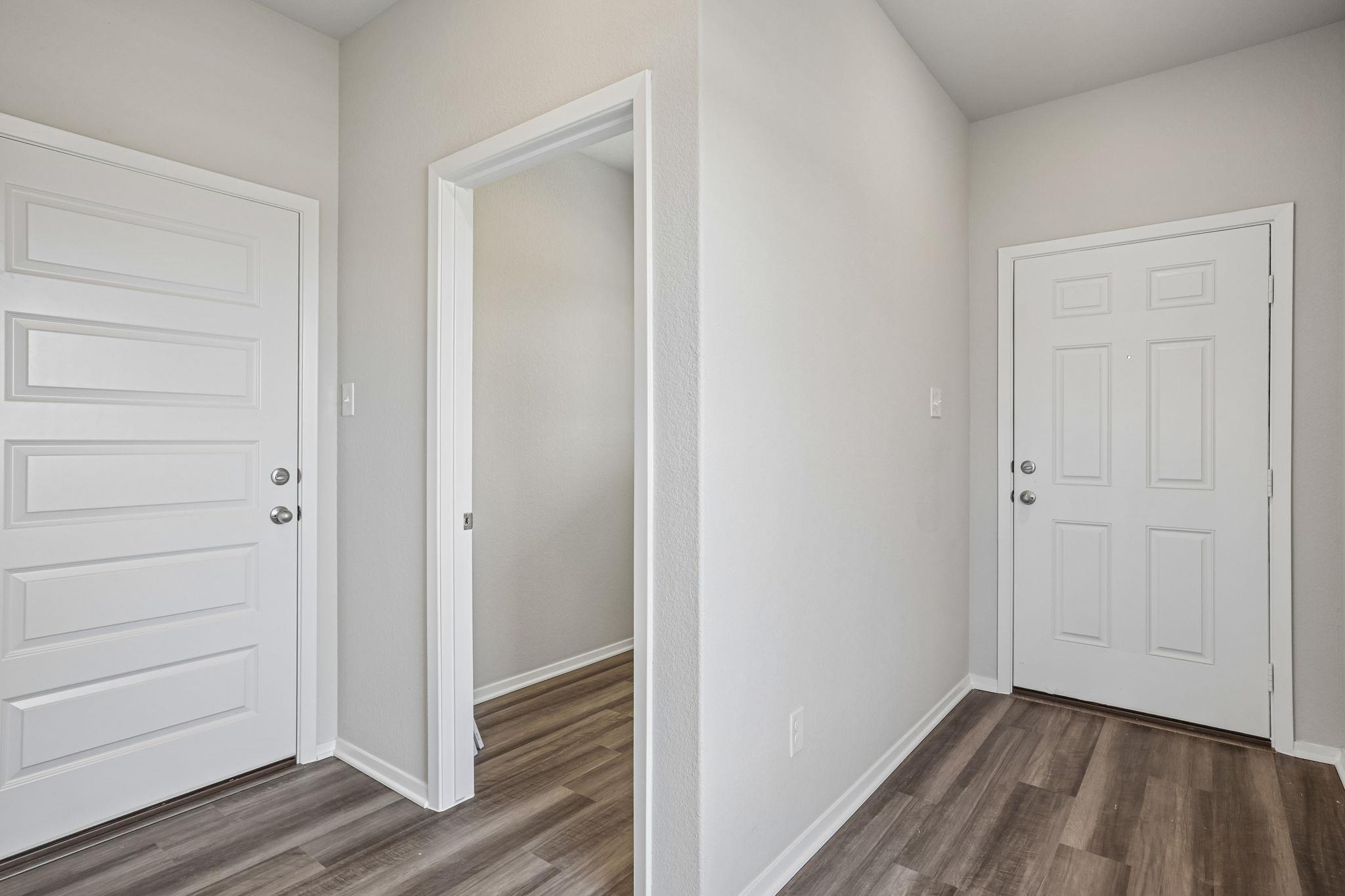 5600 San Pietro DR — photo 3