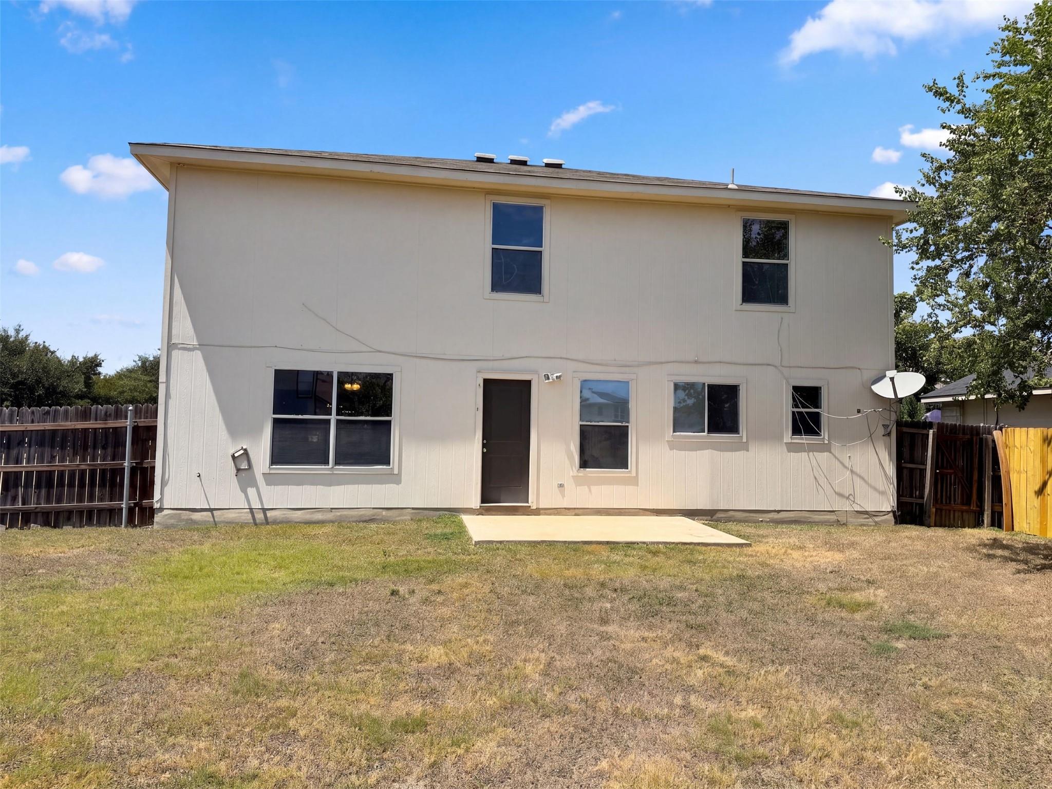 101 Gillespie LN — photo 5