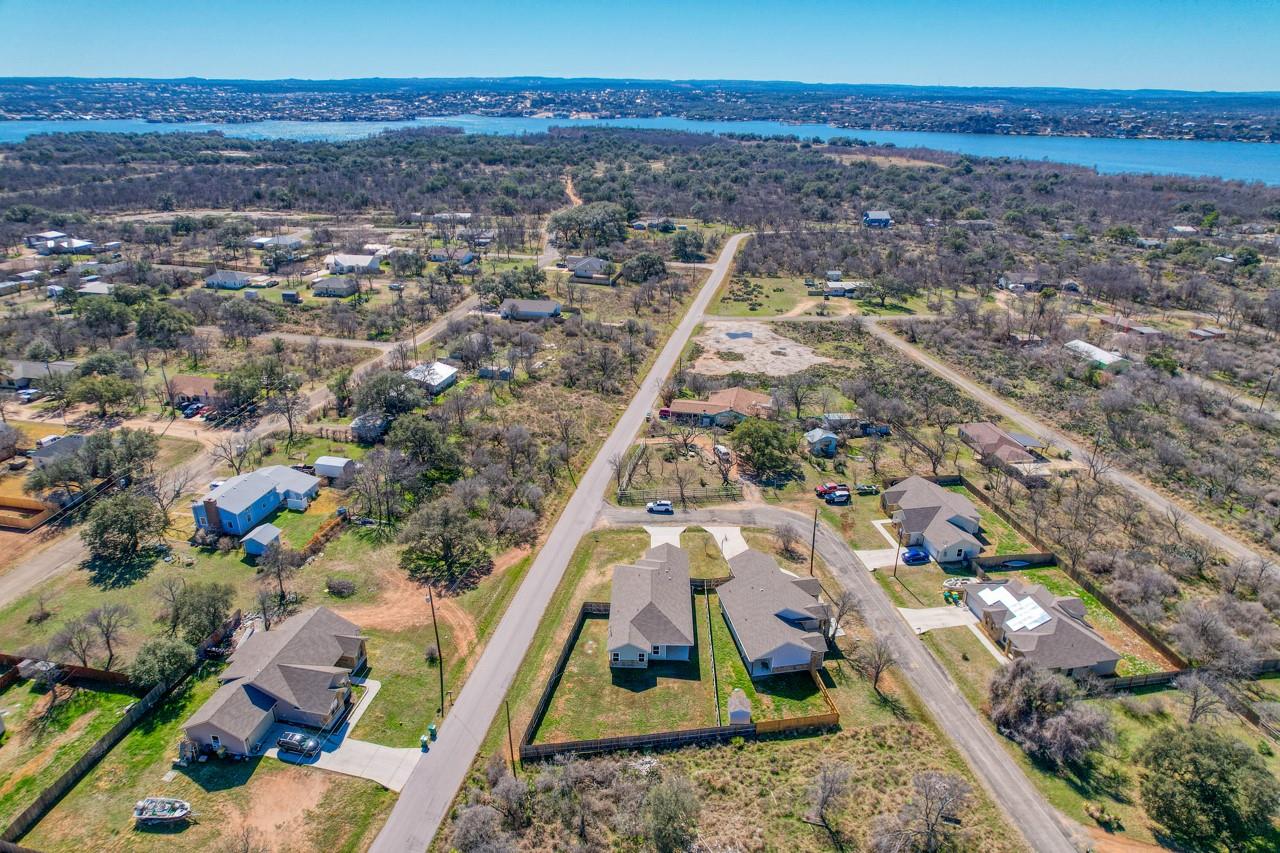 1516 Stonecrests DR — photo 5