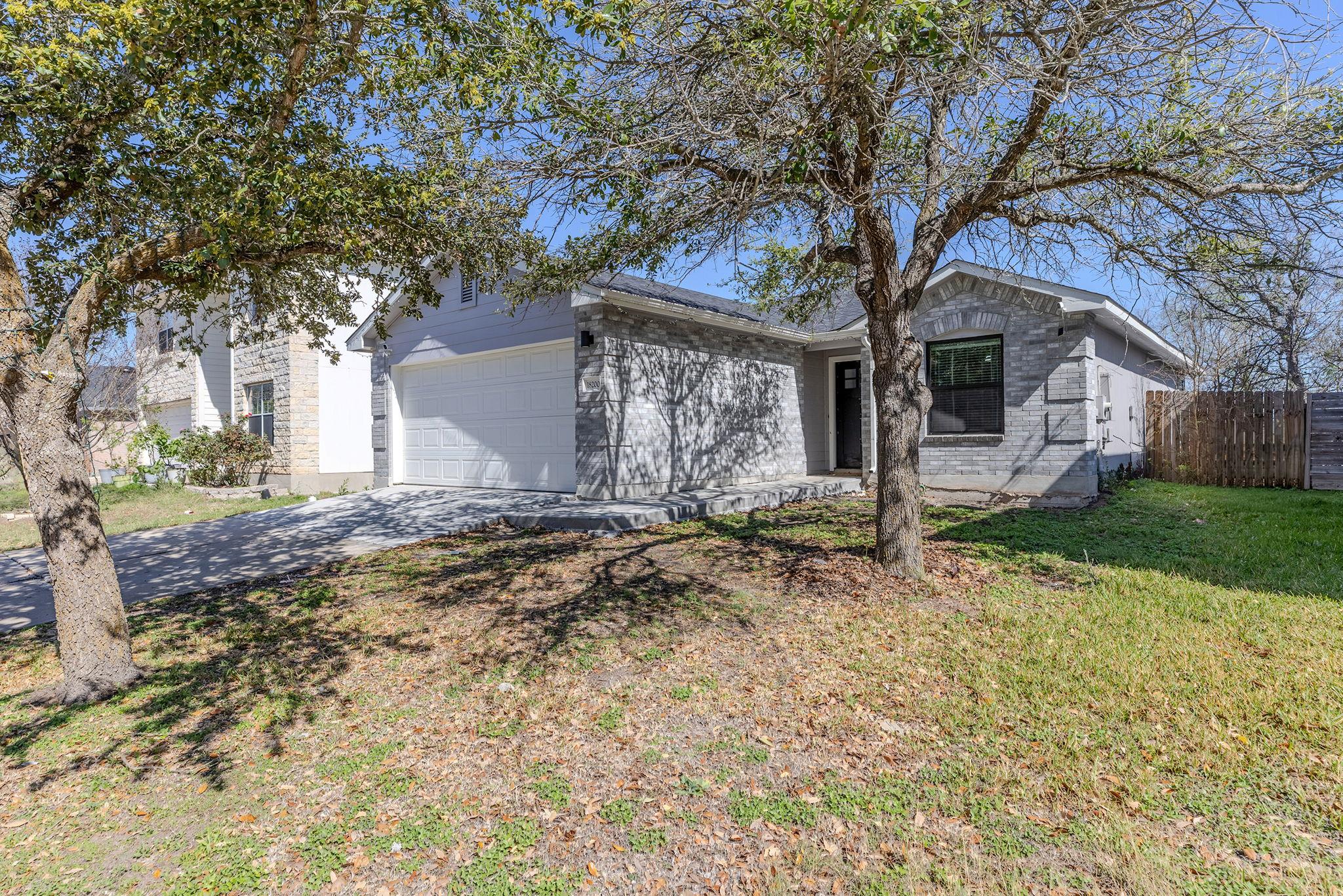 18200 Canopy LN — photo 3