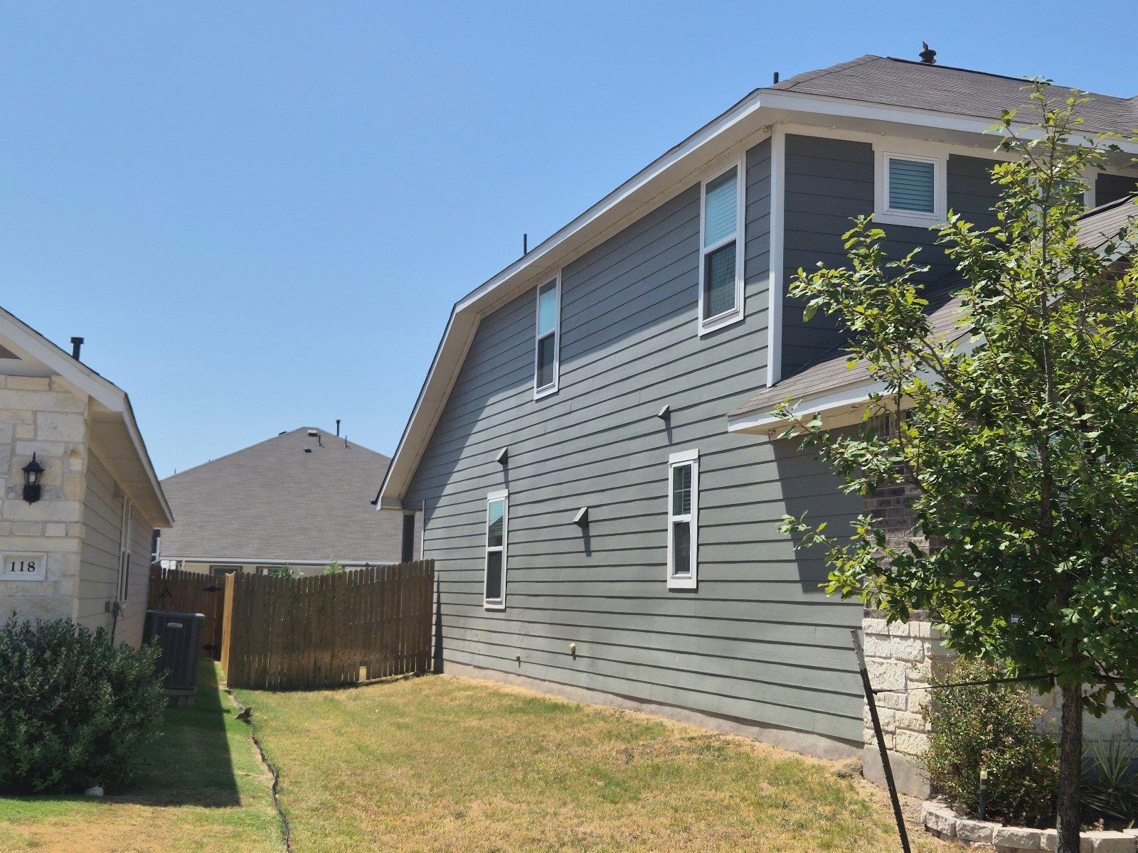 116 Lyrebird LN — photo 4