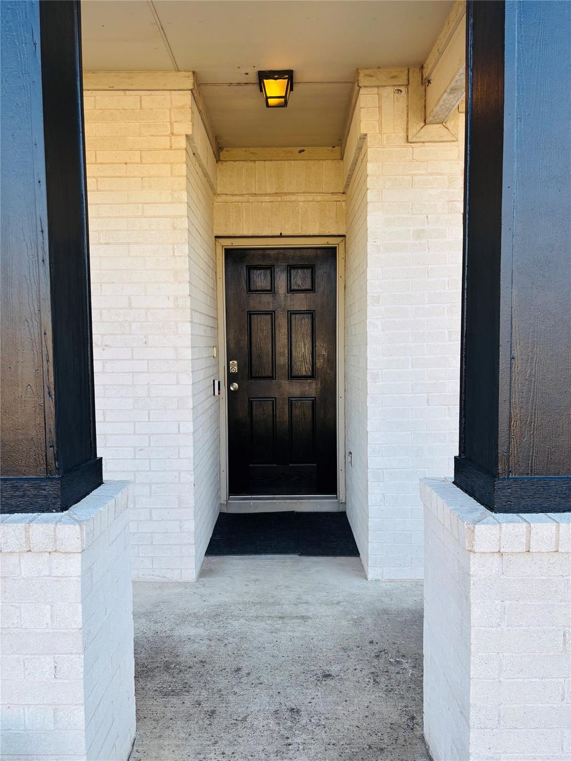 11609 Marshall ST — photo 3