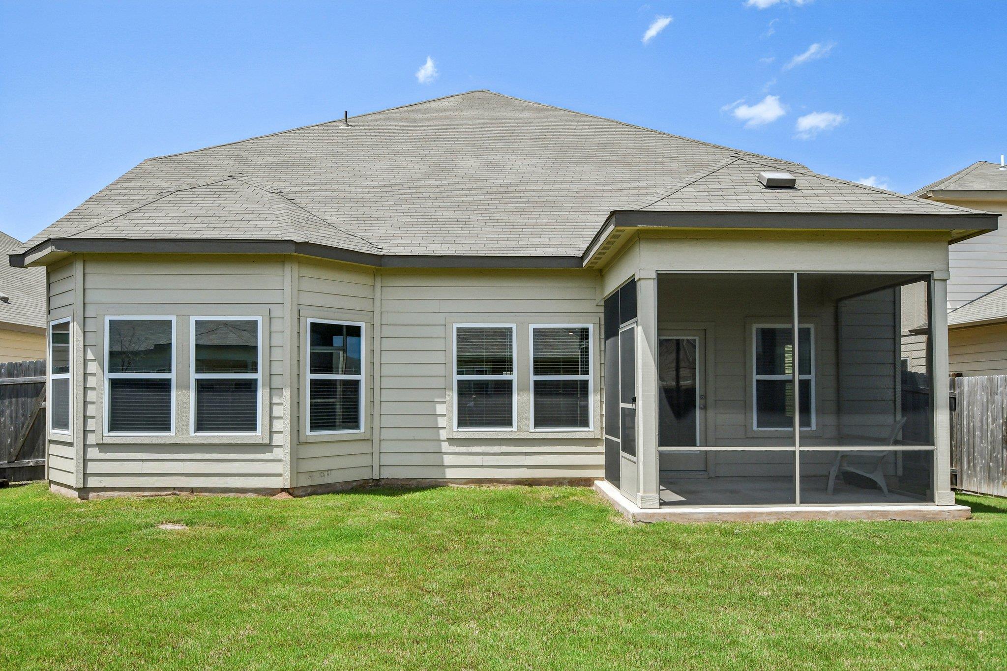 1007 Guadalupe Bass RD — photo 5