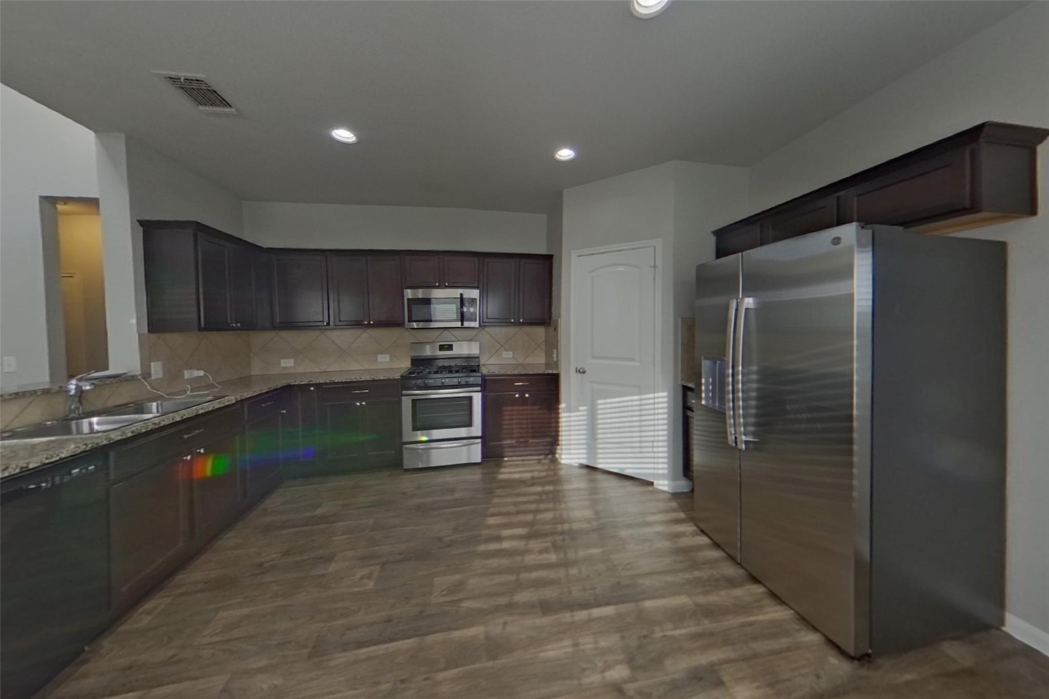 15012 Custis LN — photo 4