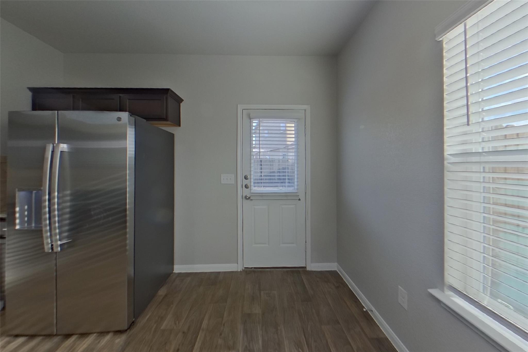 15012 Custis LN — photo 5