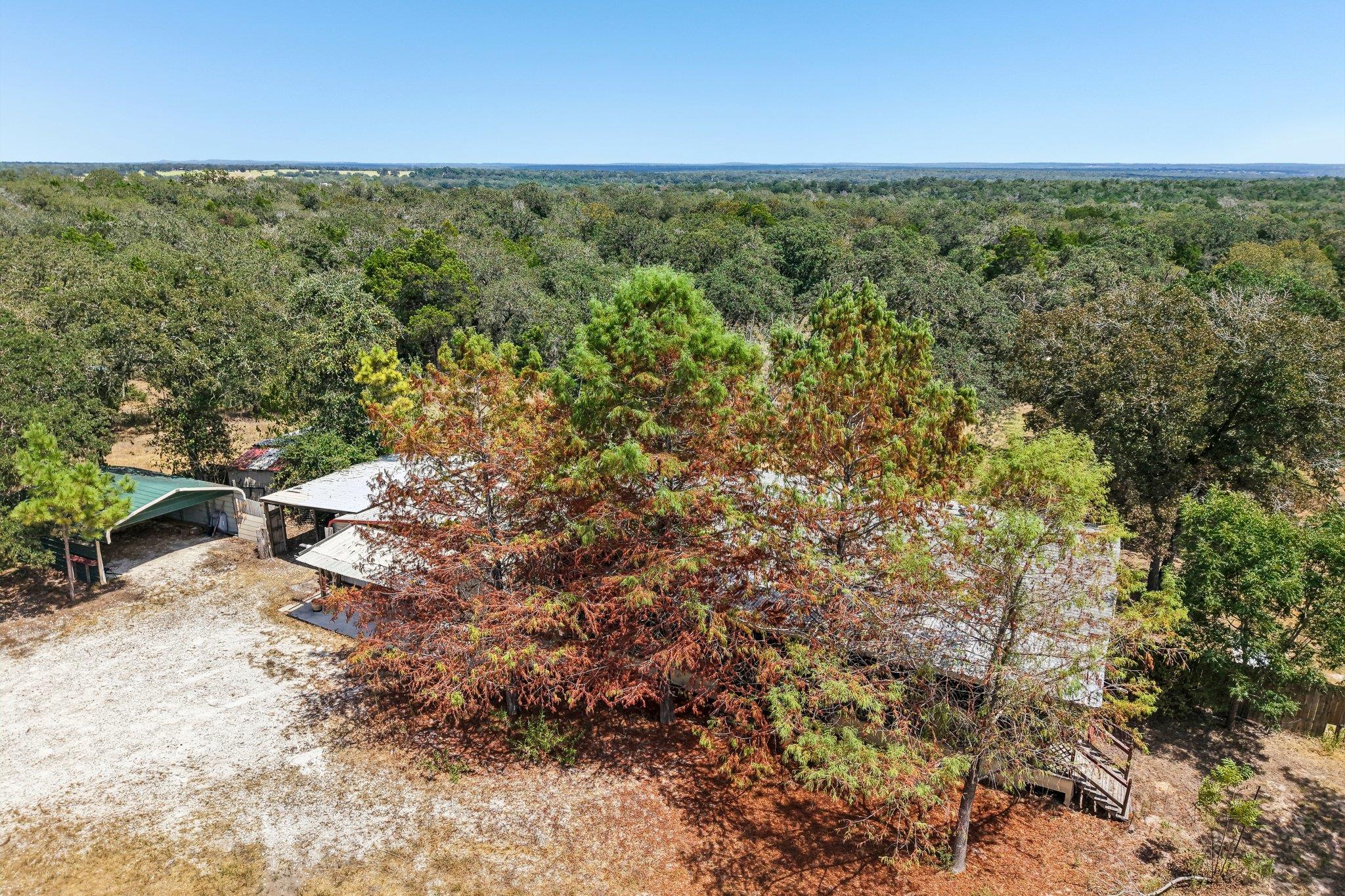664 Hidden Oaks DR — photo 4