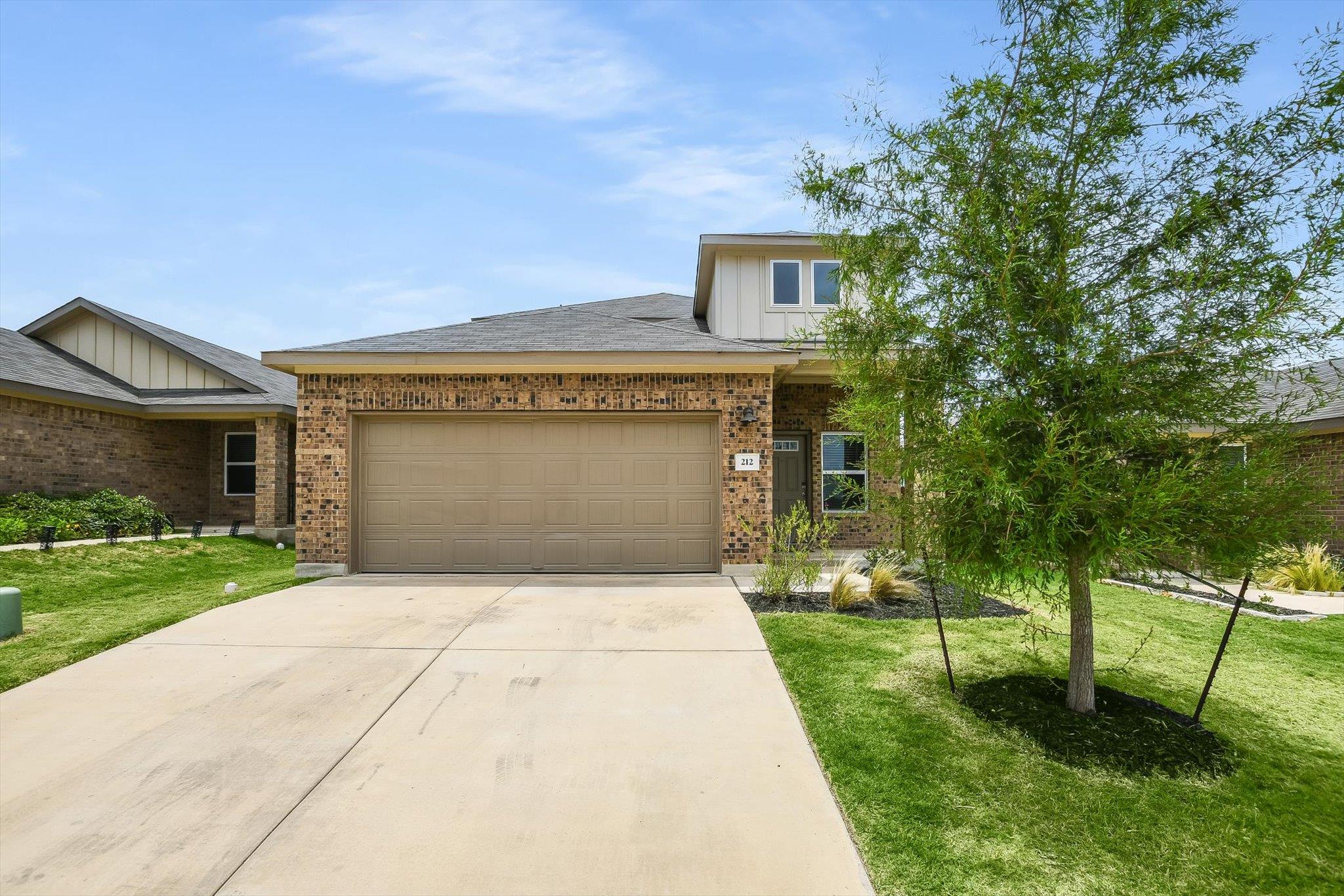 212 Prairie Song LN