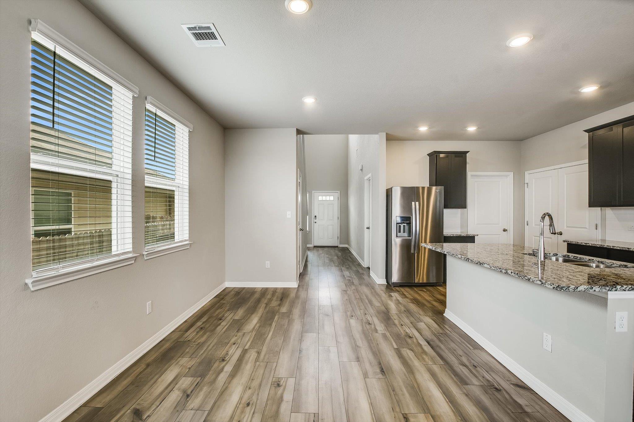 212 Prairie Song LN — photo 5
