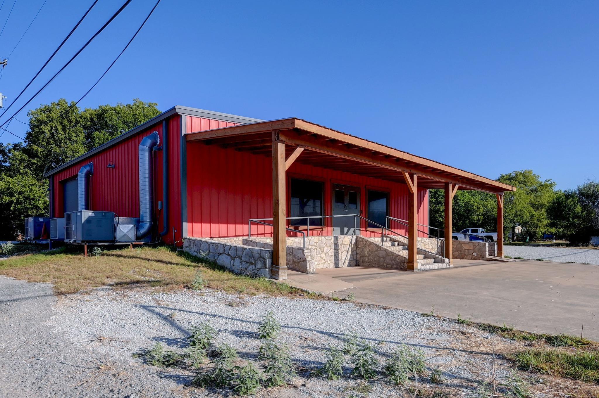 1301 & 1307 Main ST — photo 4