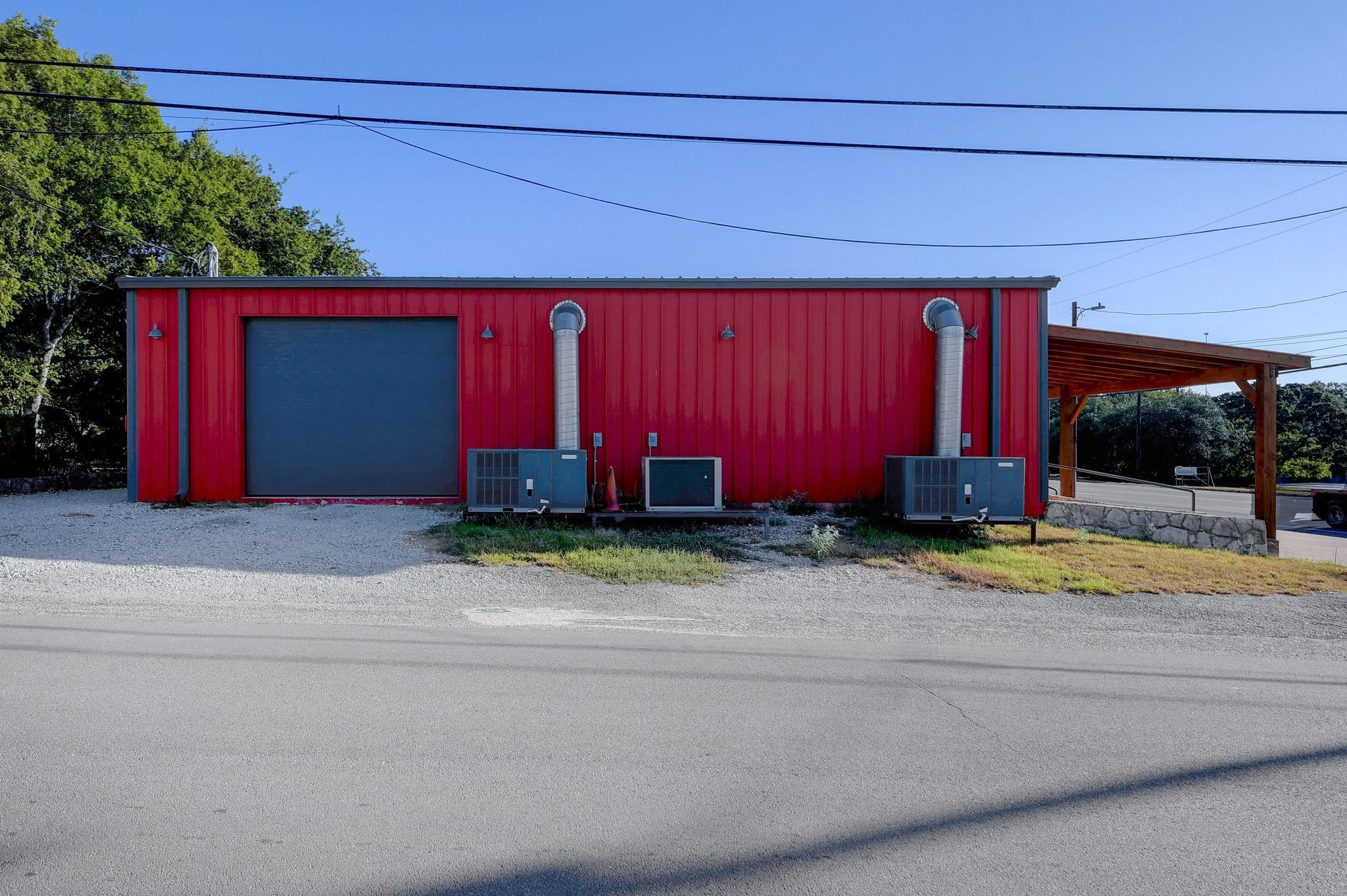 1301 & 1307 Main ST — photo 5