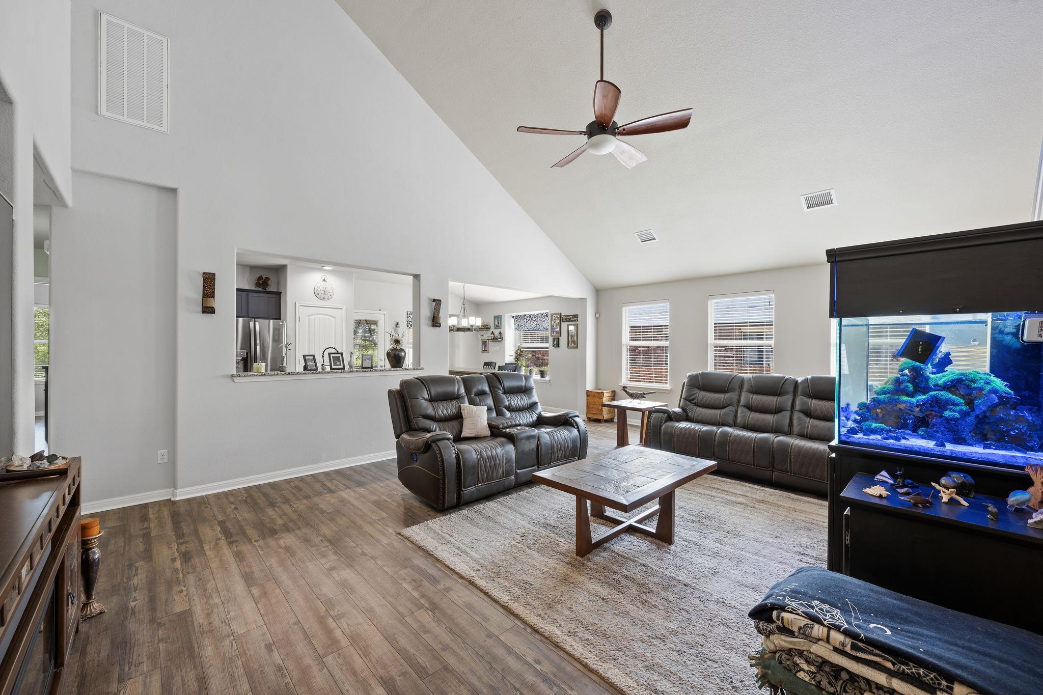 233 San Matteo St San Matteo ST — photo 5