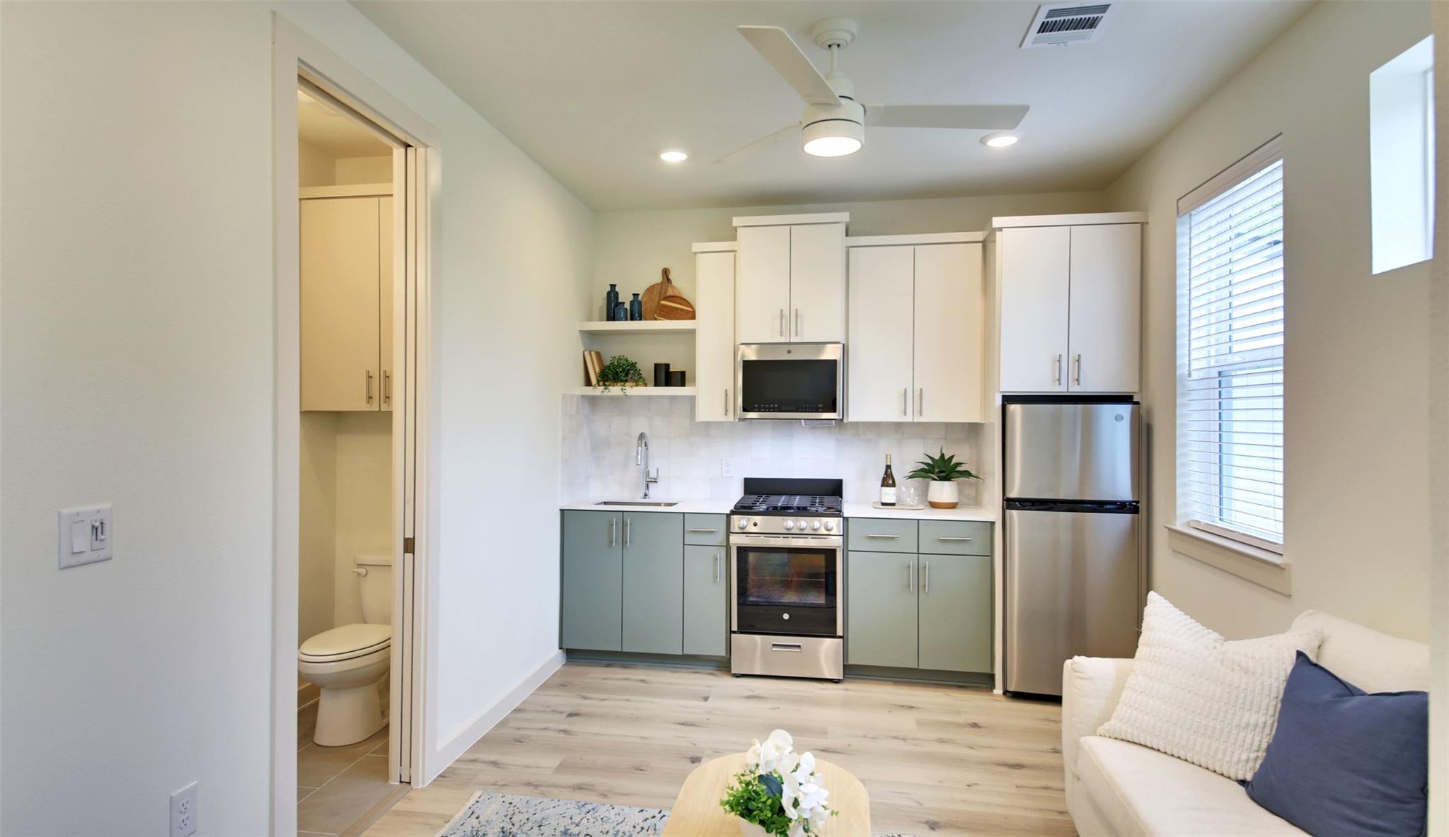 6802 Montana ST #2 — photo 4