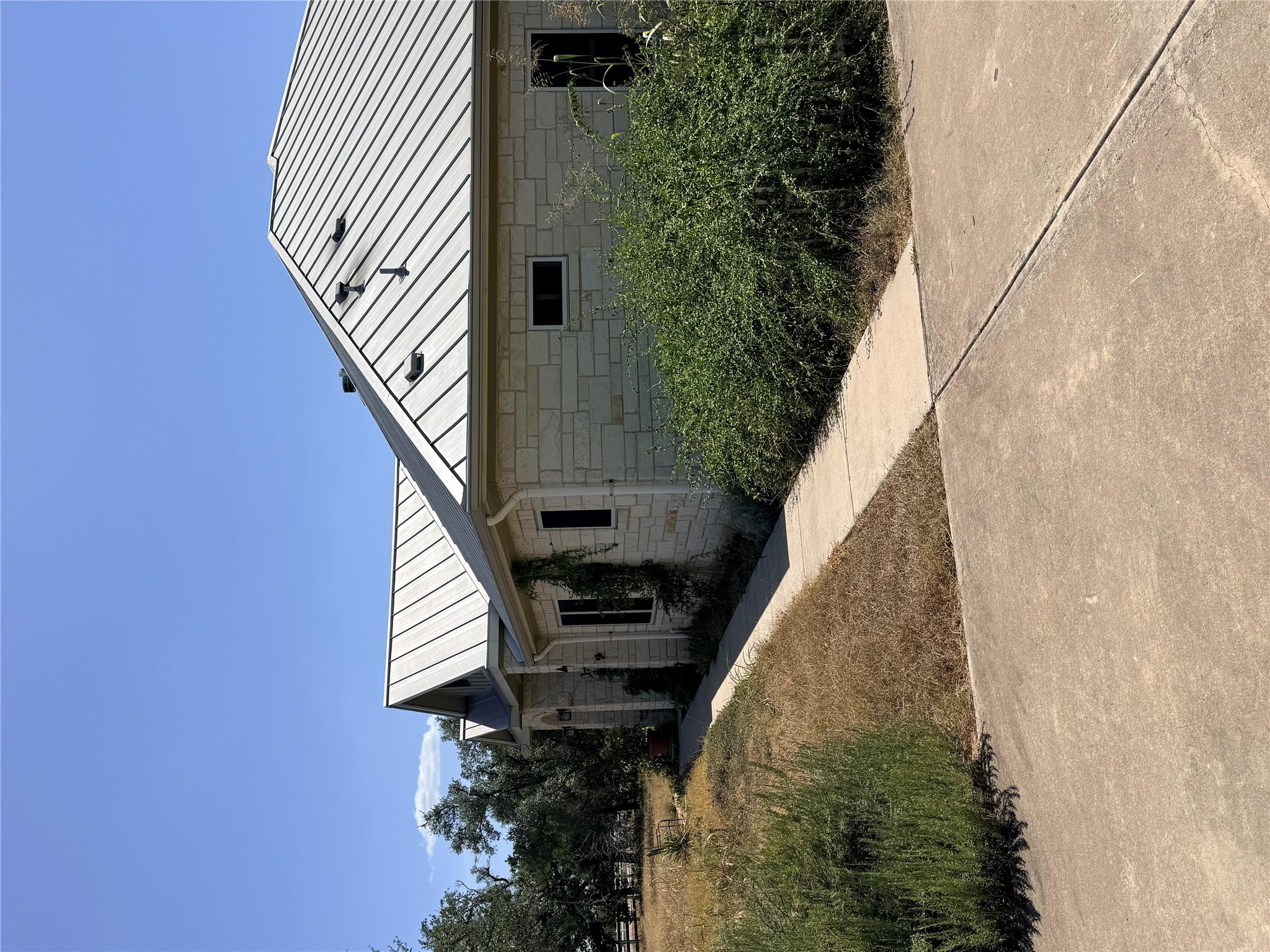 300 Medlin Creek LOOP — photo 3