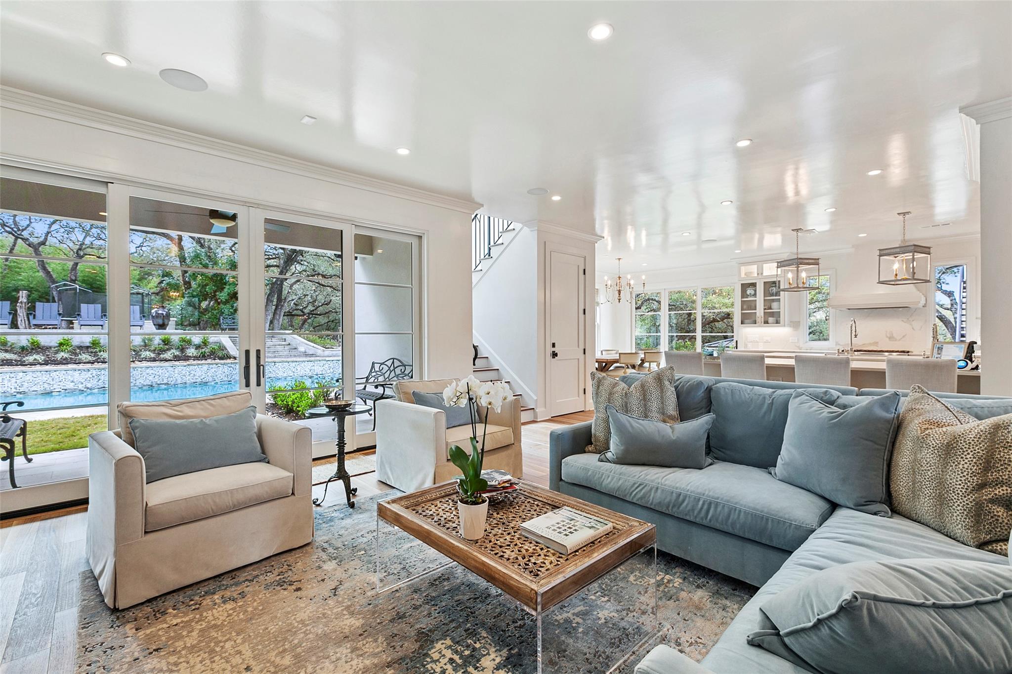 3604 Westlake DR — photo 3