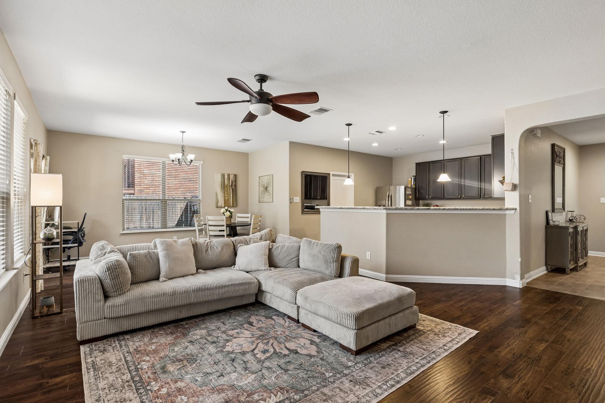 1113 Yellow Iris RD — photo 4