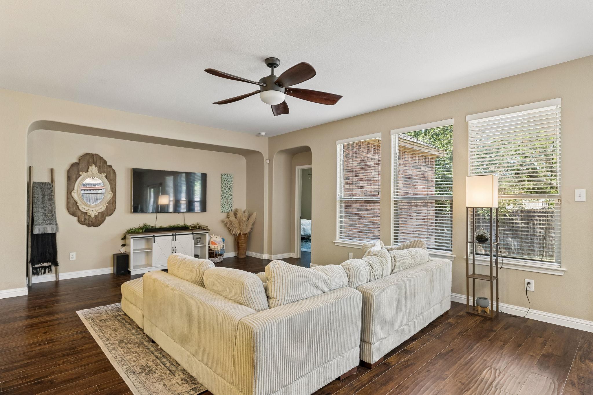 1113 Yellow Iris RD — photo 5