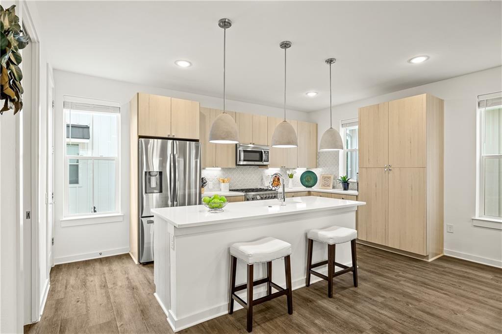 2624 Metcalfe RD #8 — photo 3