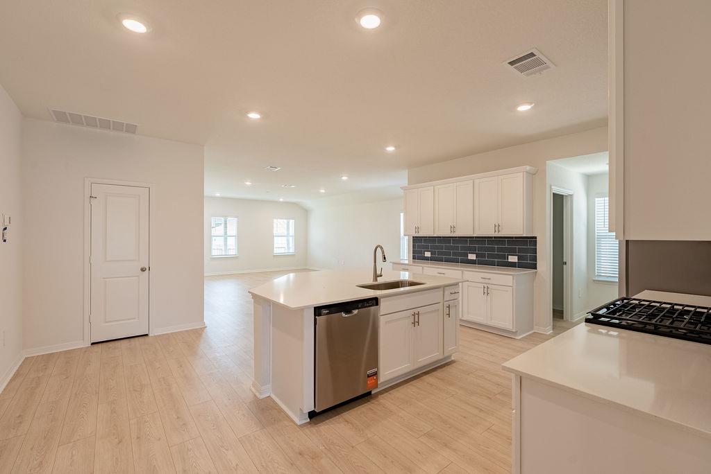 1832 Dandy Brush DR — photo 4
