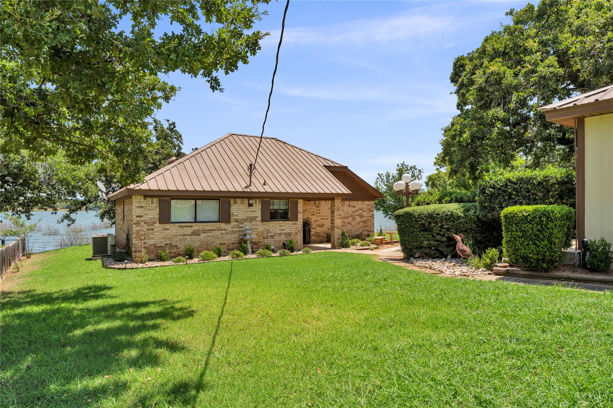 386 Lake Loop — photo 4