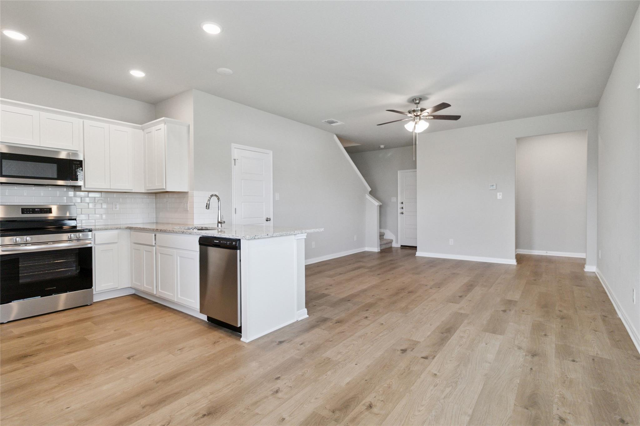 525 Caymus DR #A — photo 3