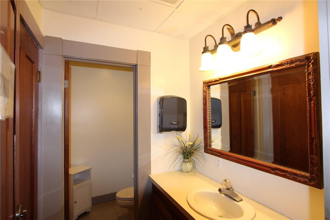 1011 Alley A ST #A — photo 4