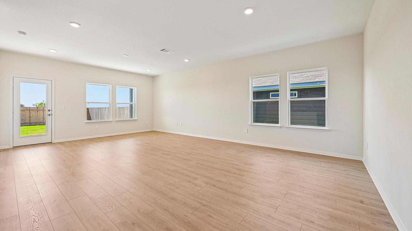 13717 Carper DR — photo 5