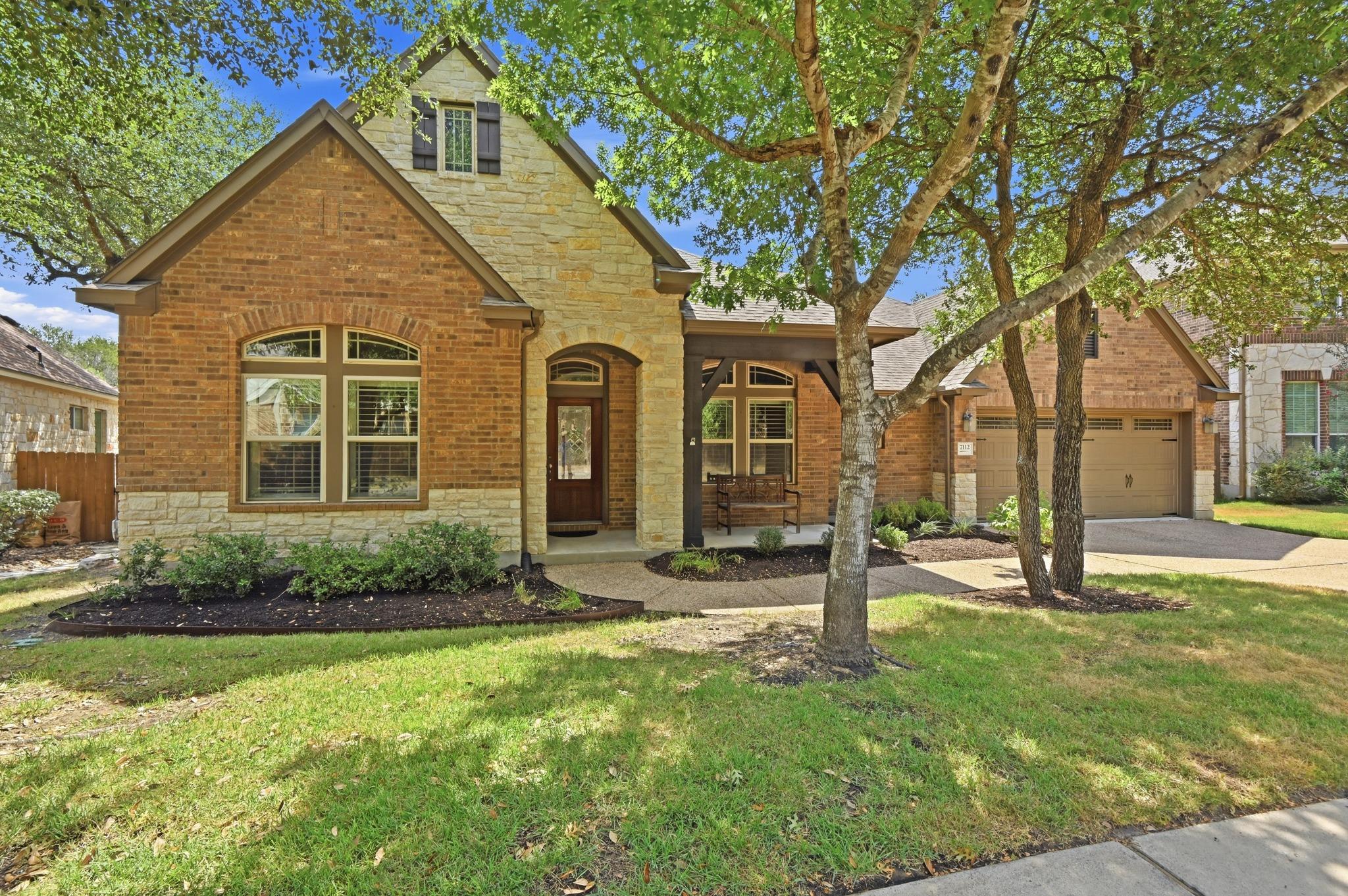 7112 Mitra DR