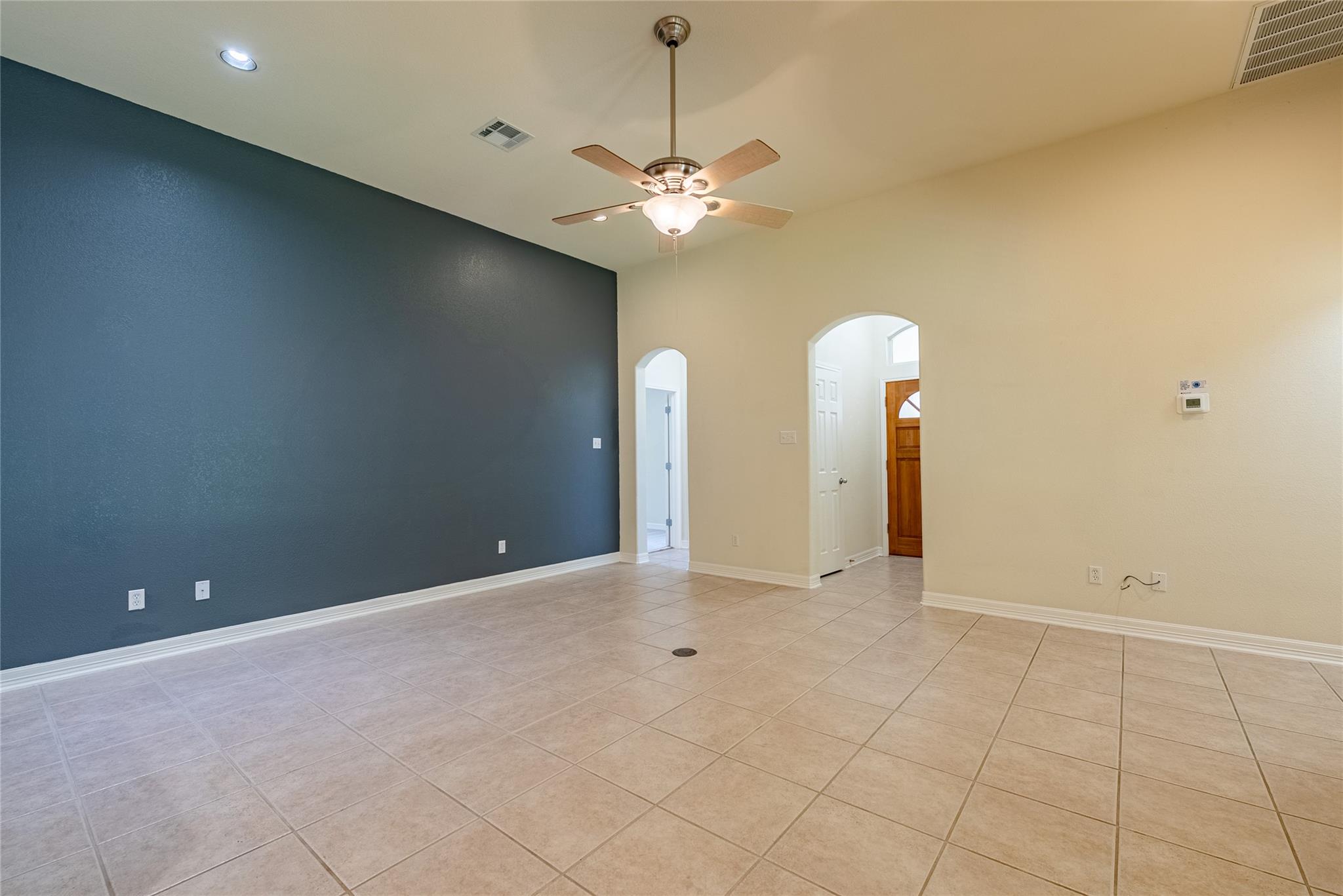 1305 Delsie DR #A — photo 5