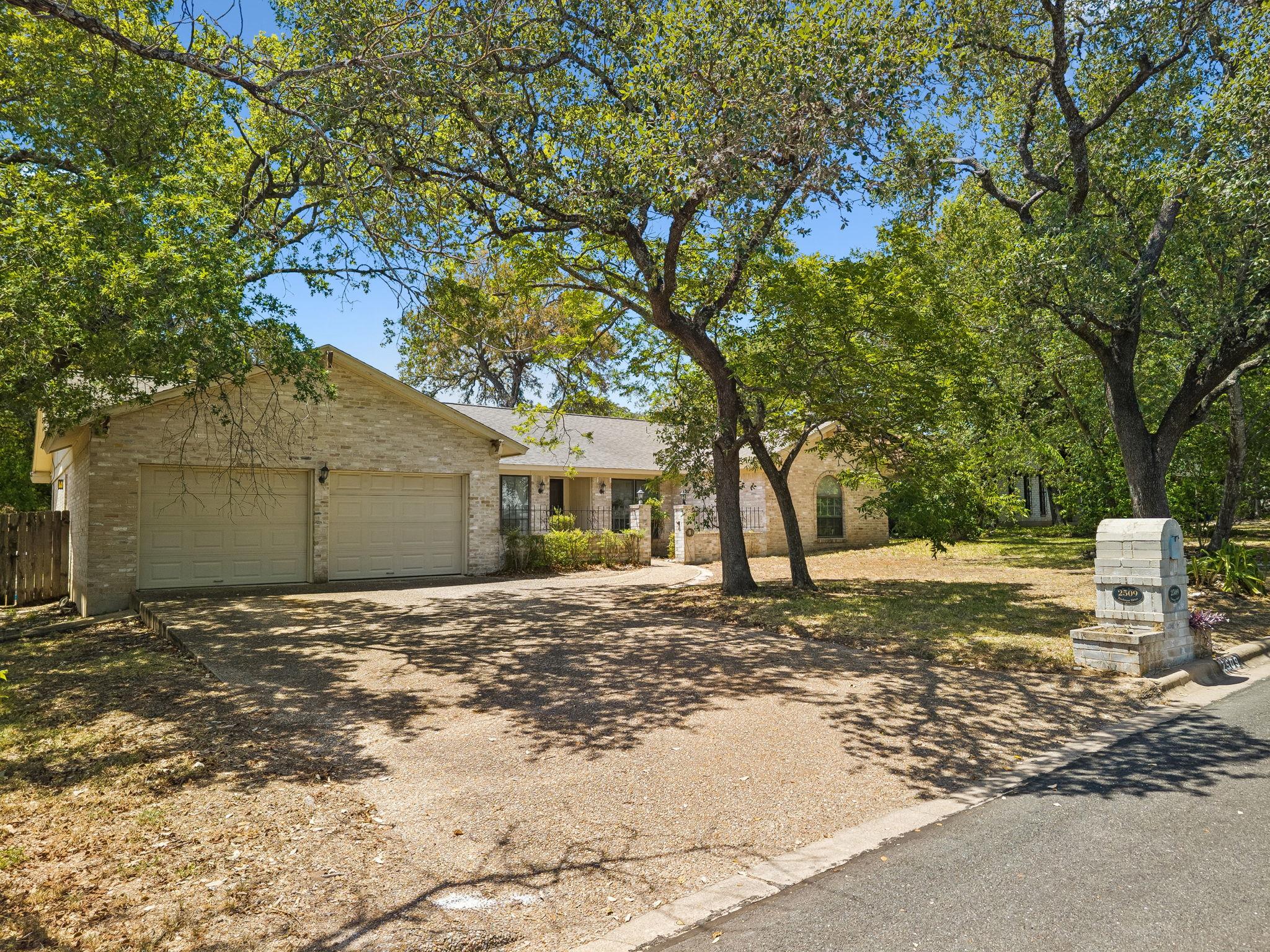 2509 Toulouse DR — photo 3
