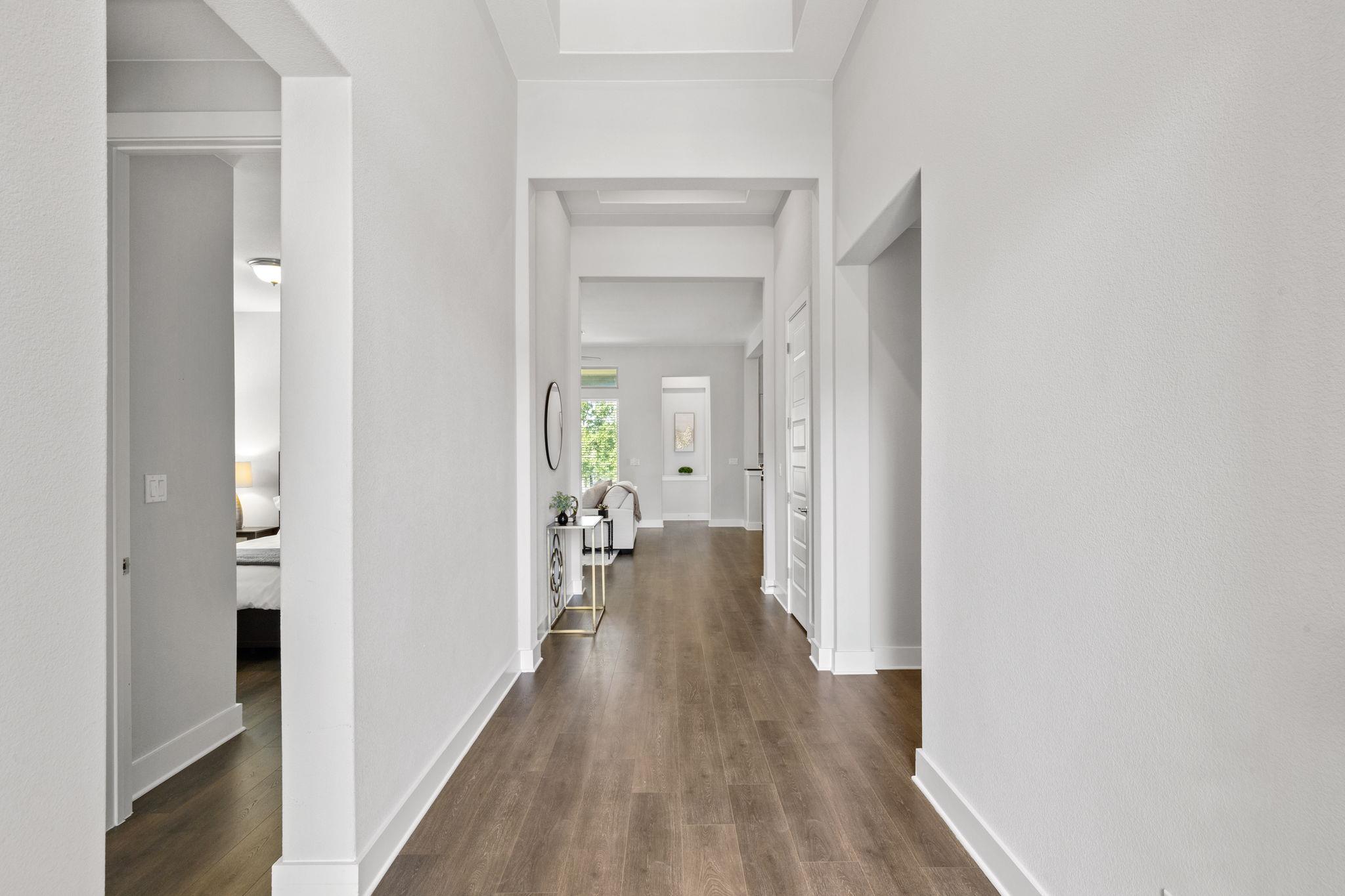 2332 Airport DR — photo 3