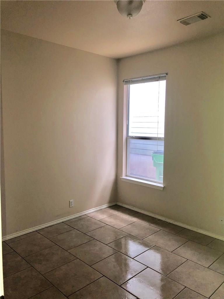 2848 Southampton WAY #A — photo 4