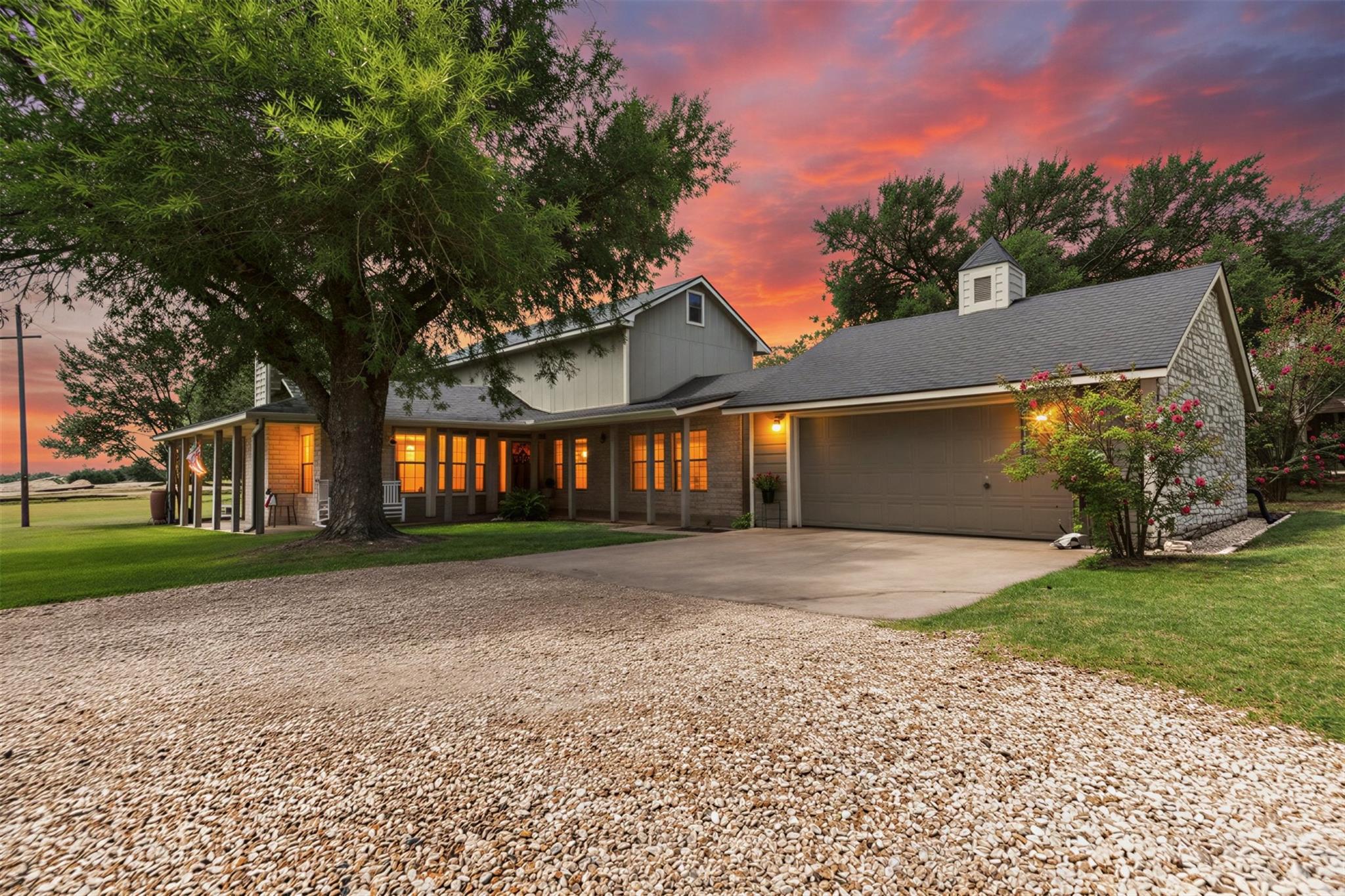 31 Fairview DR