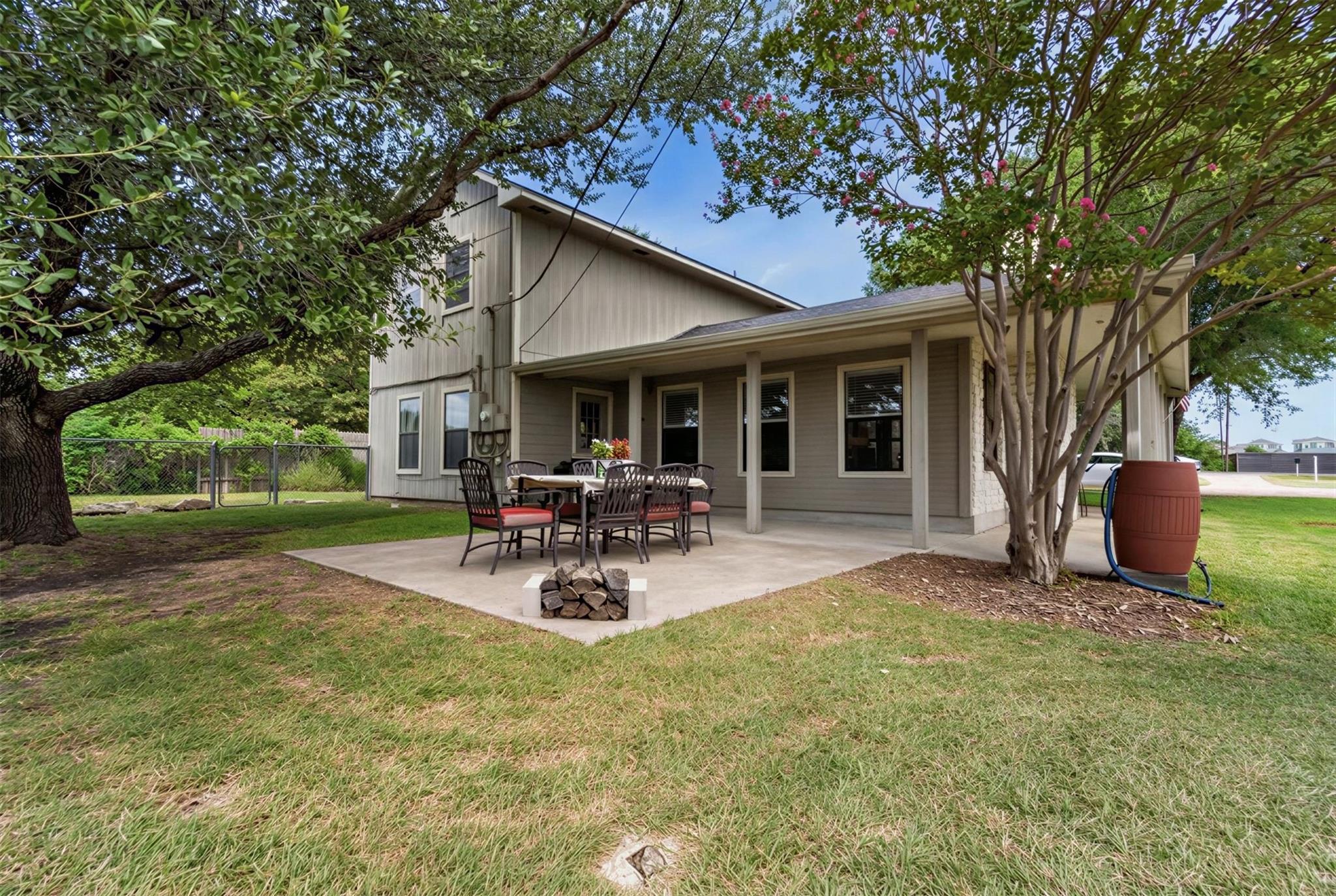 31 Fairview DR — photo 4