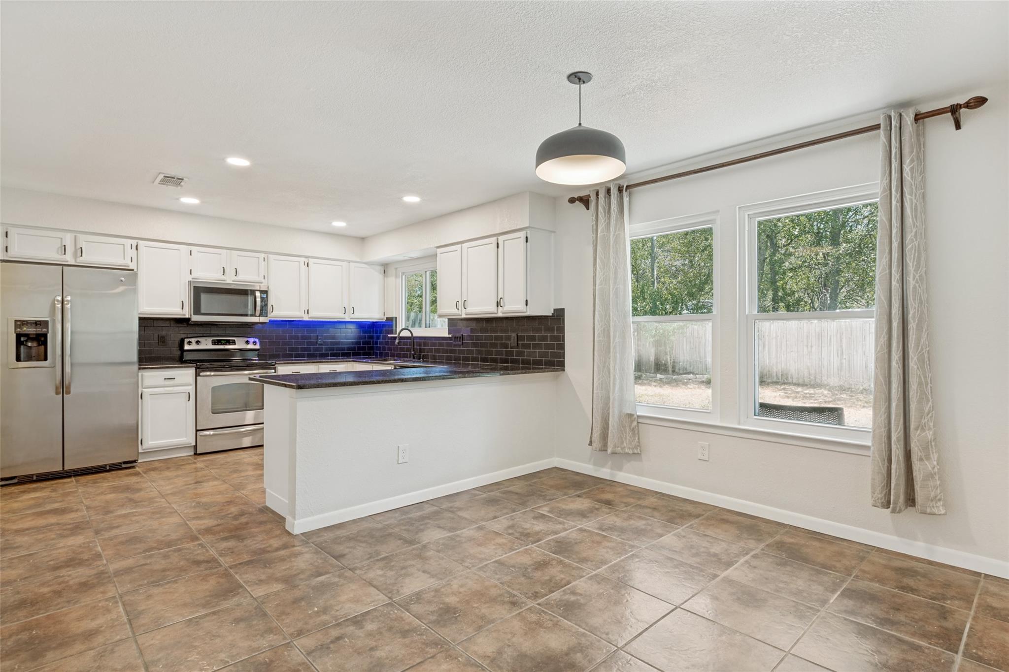 8803 Texas Sun DR — photo 3