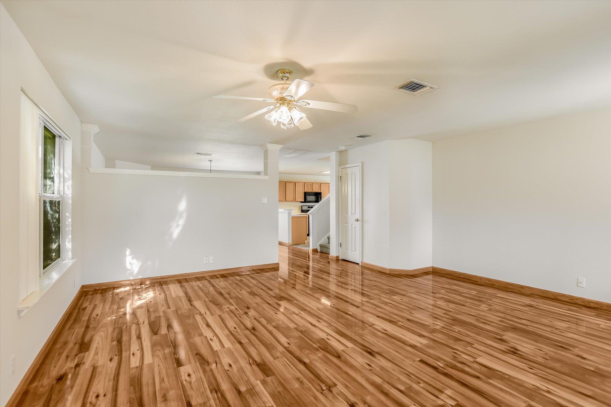 1901 Carriage Hills TRL — photo 5