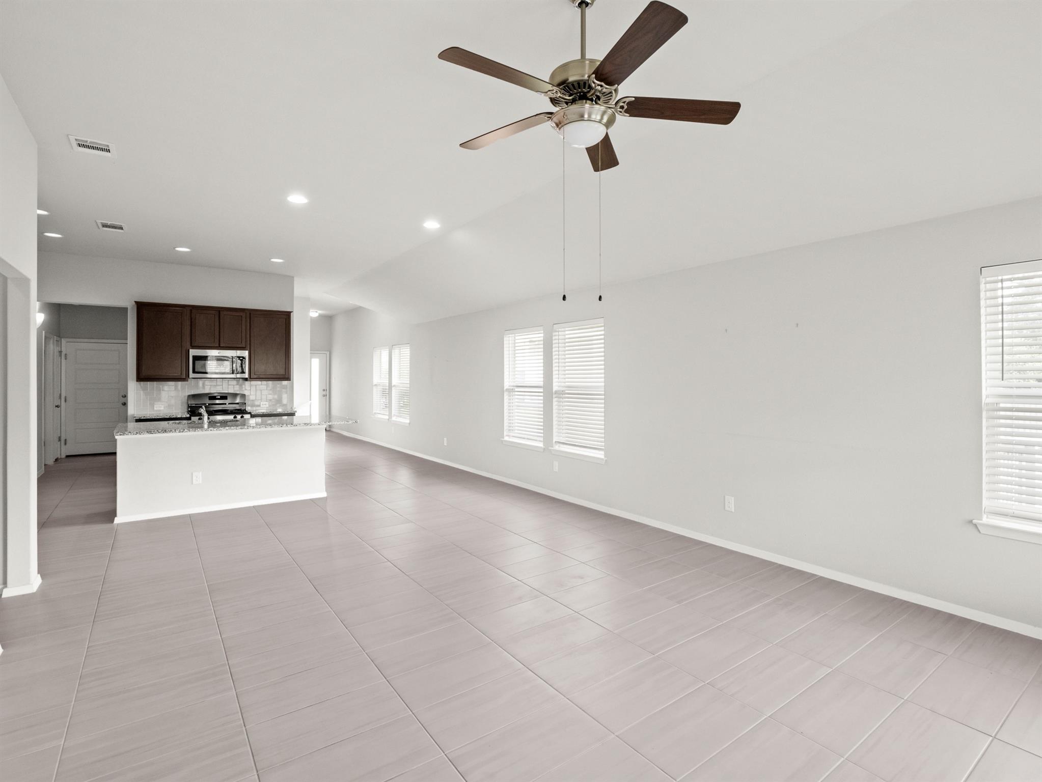 13701 Ronald W Reagan BLVD #16 — photo 4