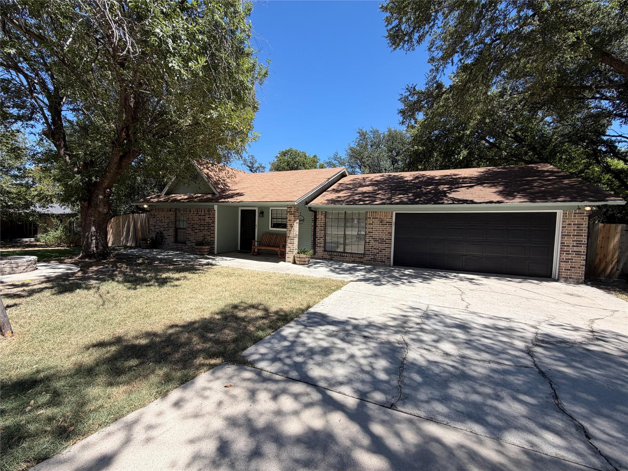 3020 Oakwood DR — photo 3