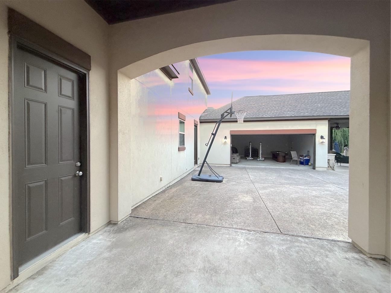 2900 Browntop CT — photo 3
