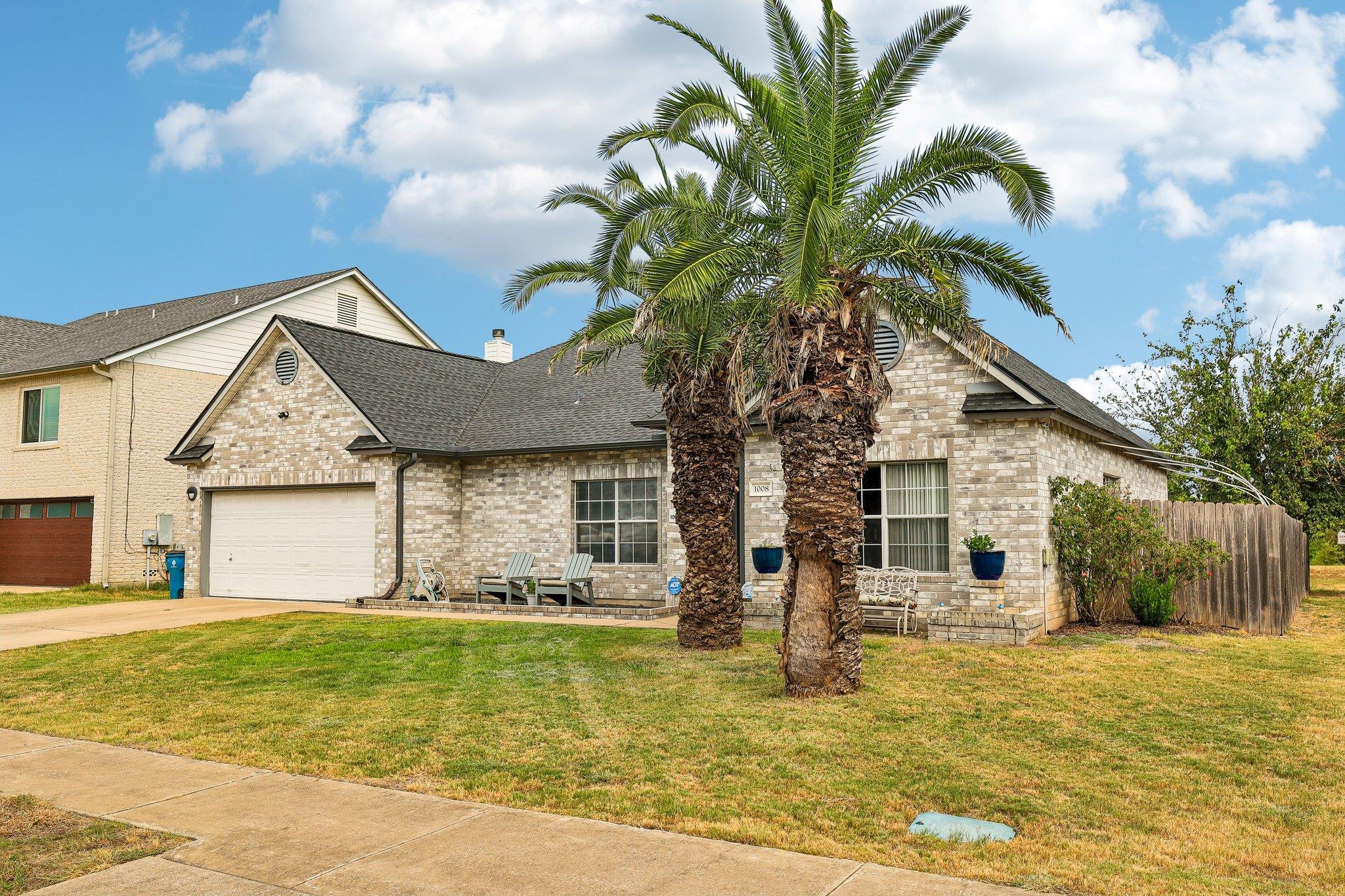 1008 Statler Bend DR