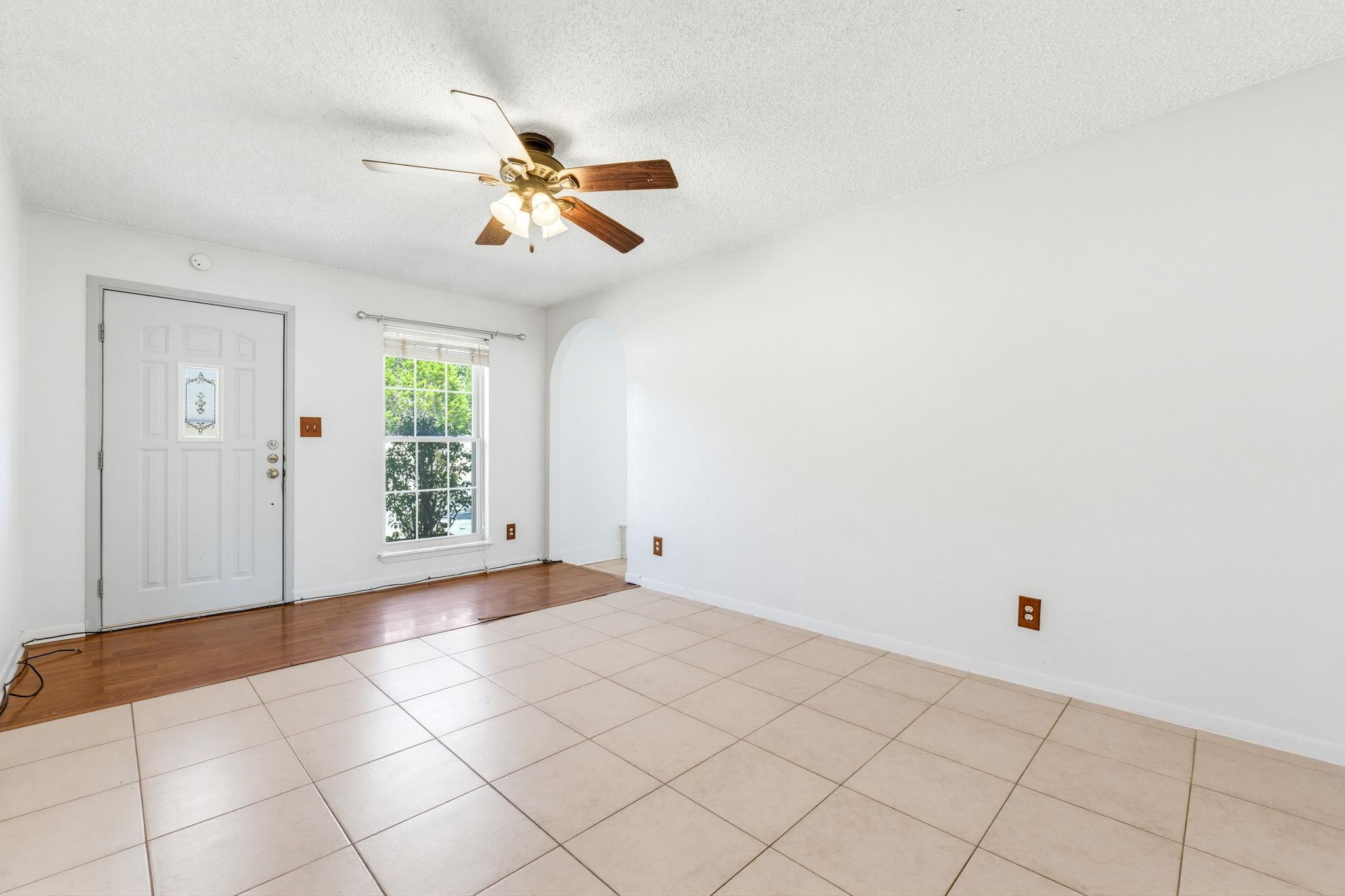 277 Pedernales LN — photo 5
