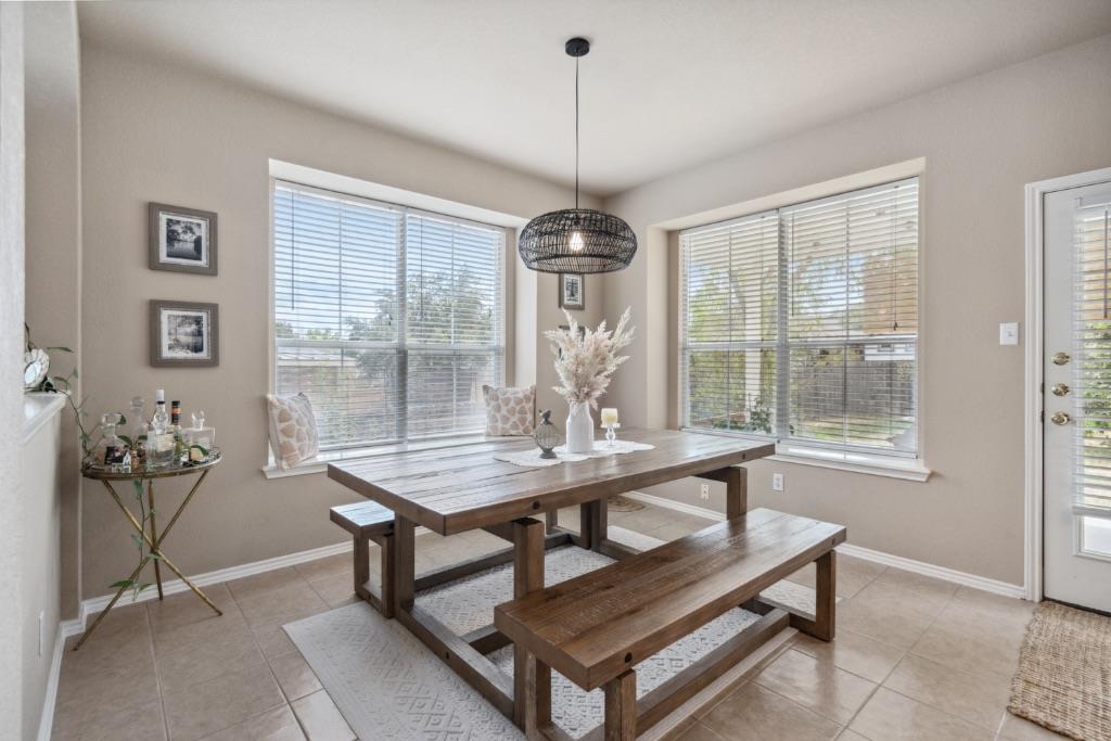 2913 Fleet DR — photo 5