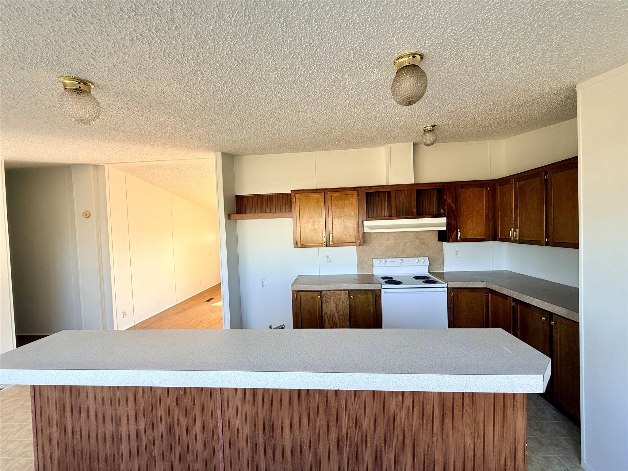 414 Avenue F — photo 4