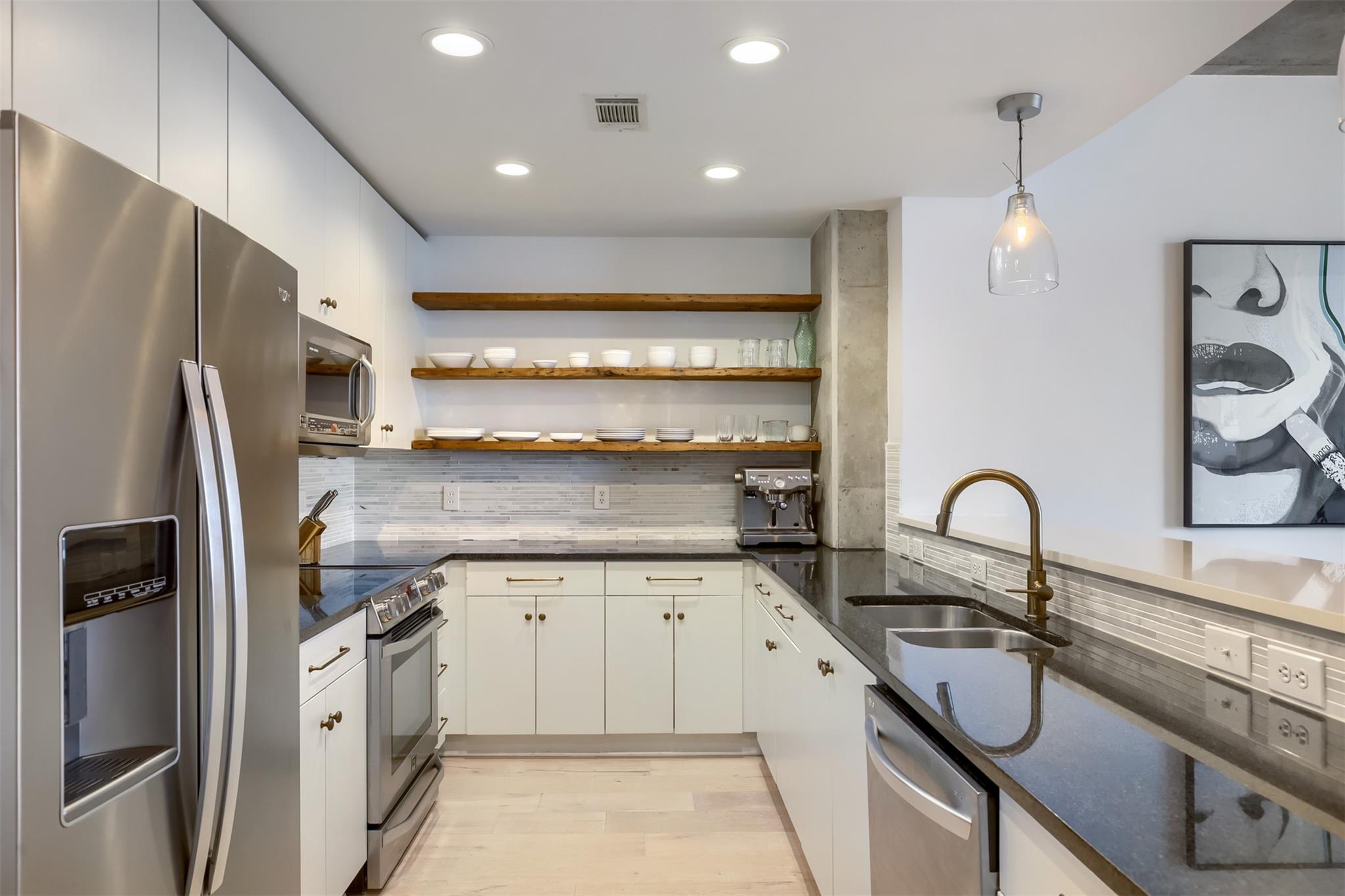 360 Nueces ST #3109 — photo 4