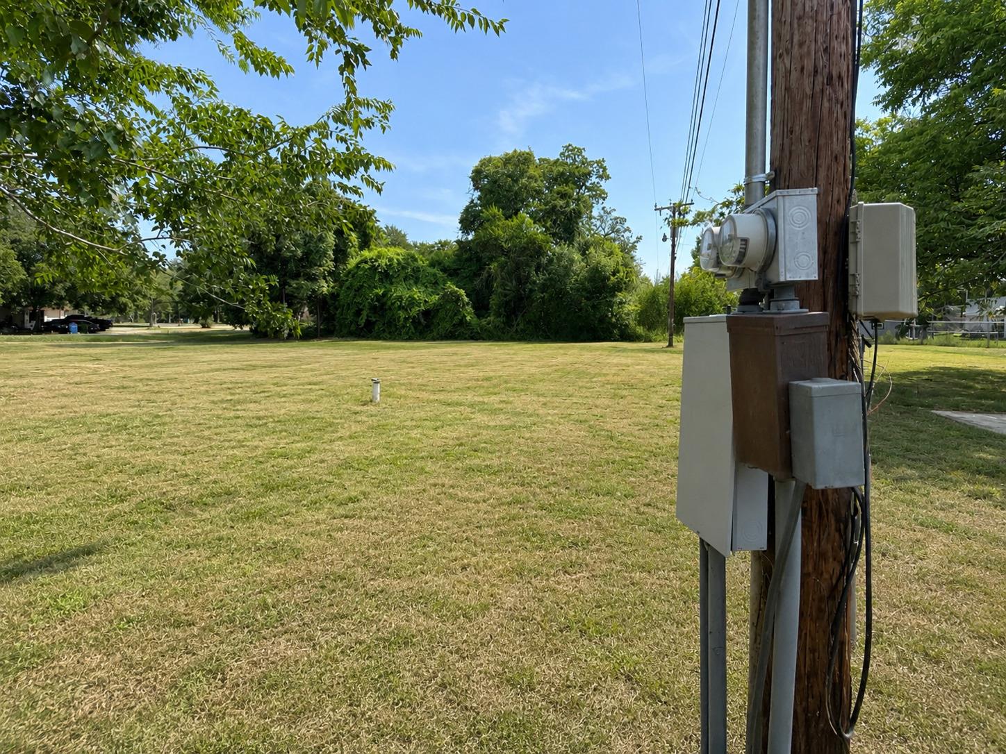 105 Navasota LN — photo 5