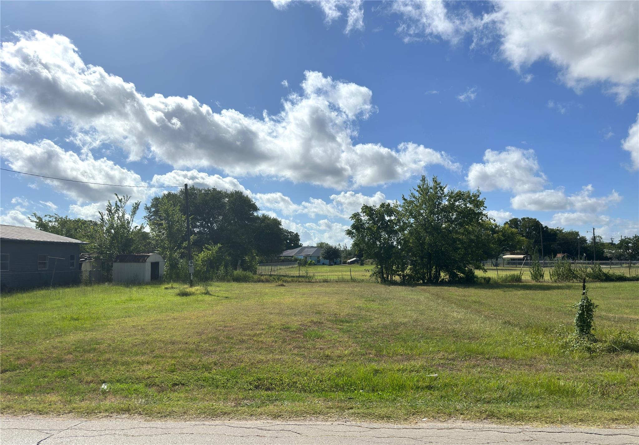 1112 Old Nails Creek RD — photo 3