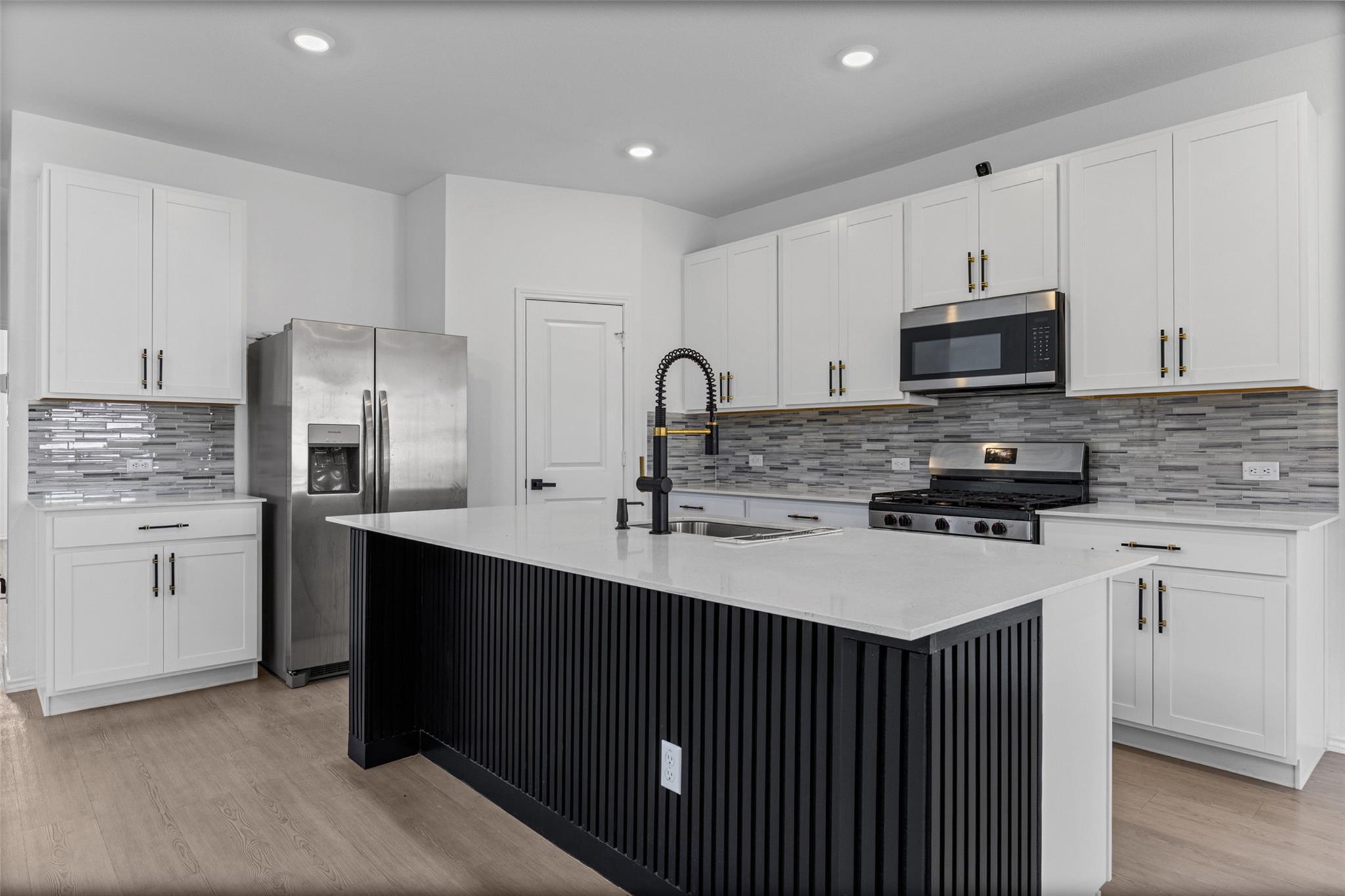 17911 Prairie Falcon WAY #6 — photo 4