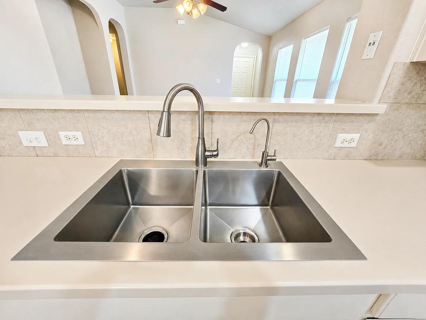3101 Barksdale DR — photo 4