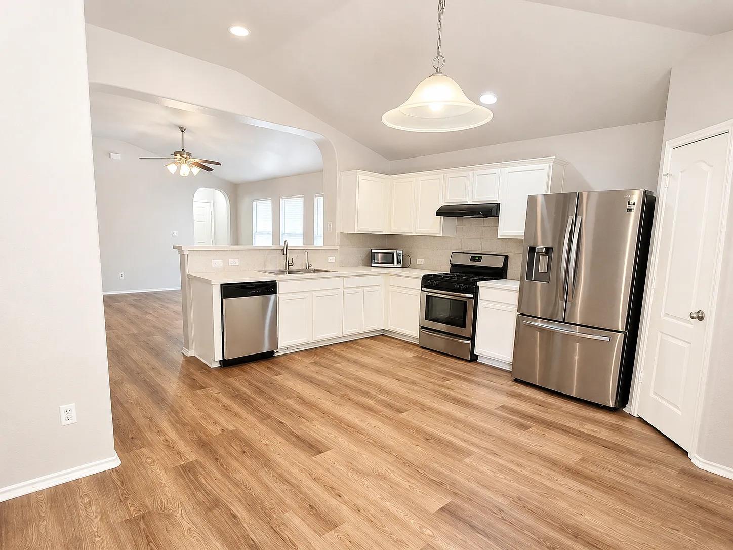 3101 Barksdale DR — photo 5