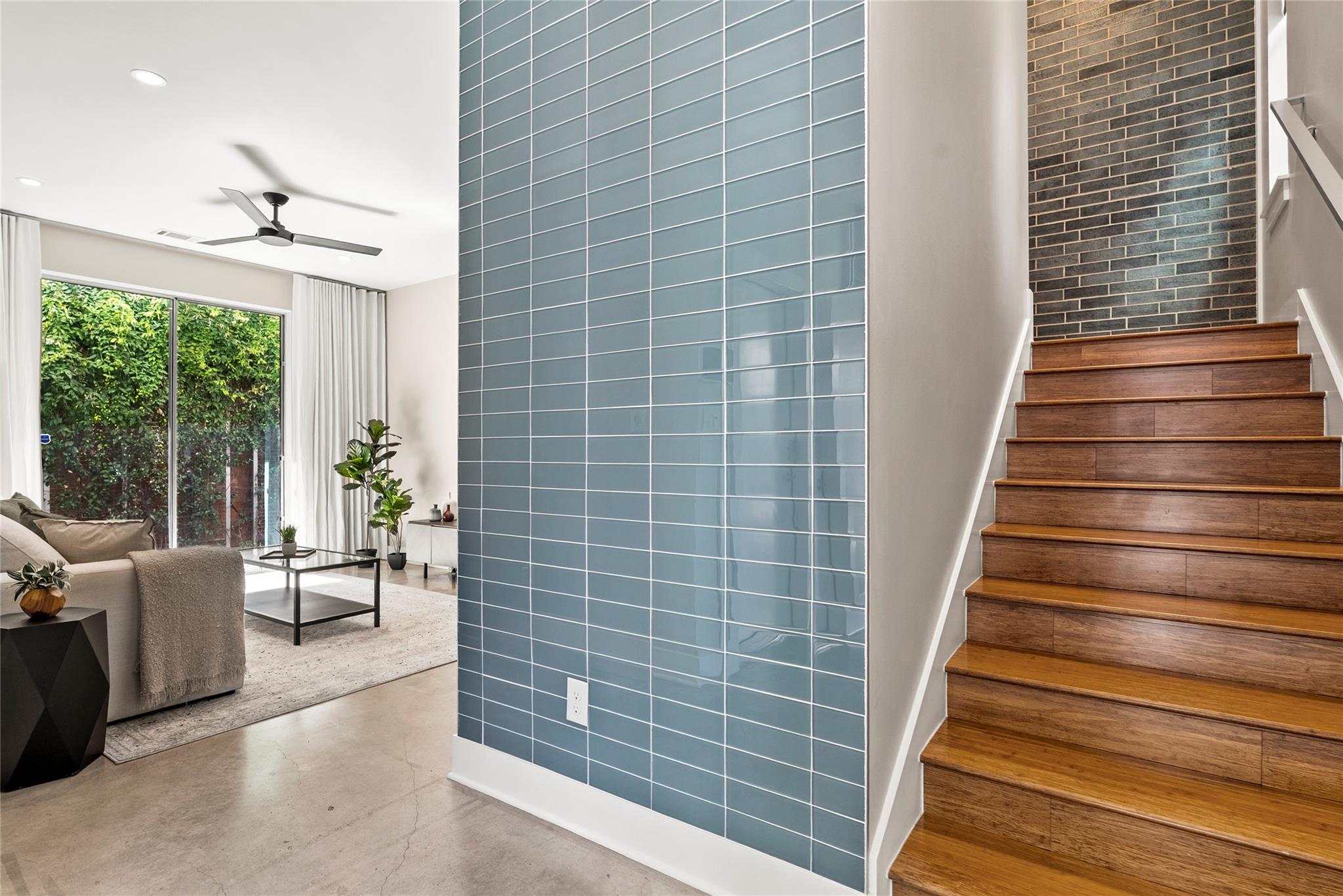 2105 Goodrich Ave #5 — photo 3