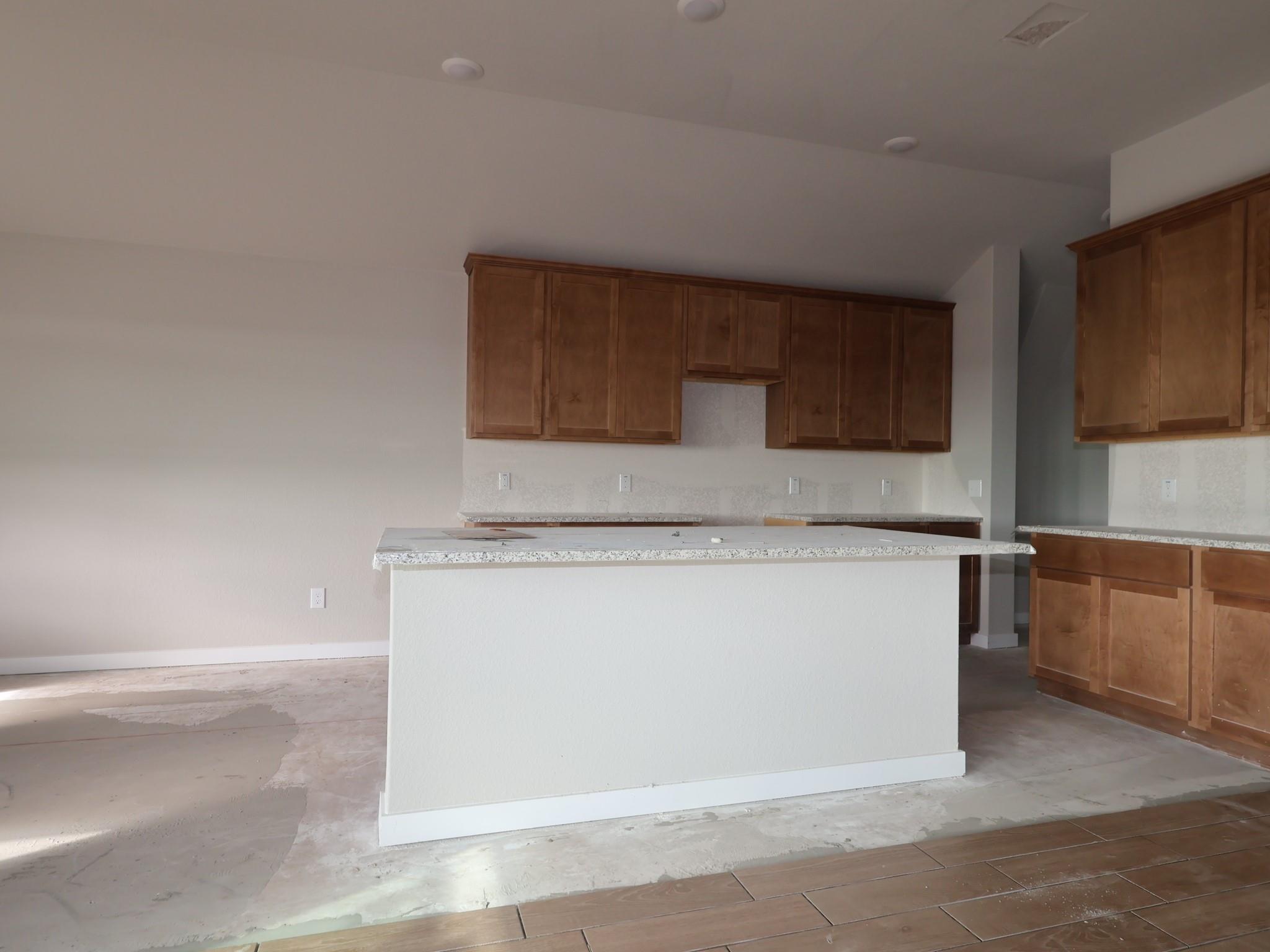 12721 Setting Peak LN — photo 3